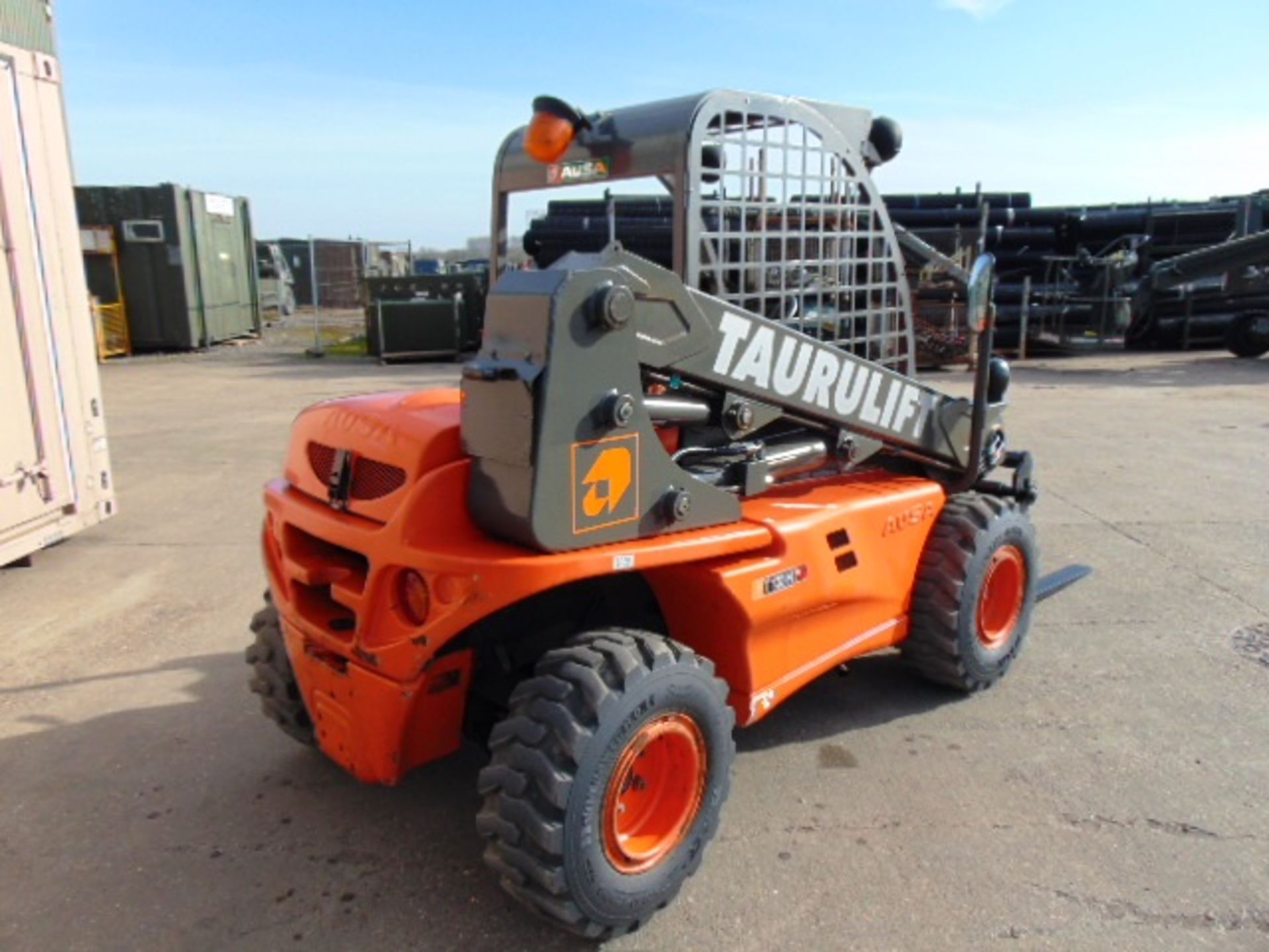 2010 Ausa Taurulift T133H 4WD Compact Forklift with Pallet Tines - Image 6 of 23