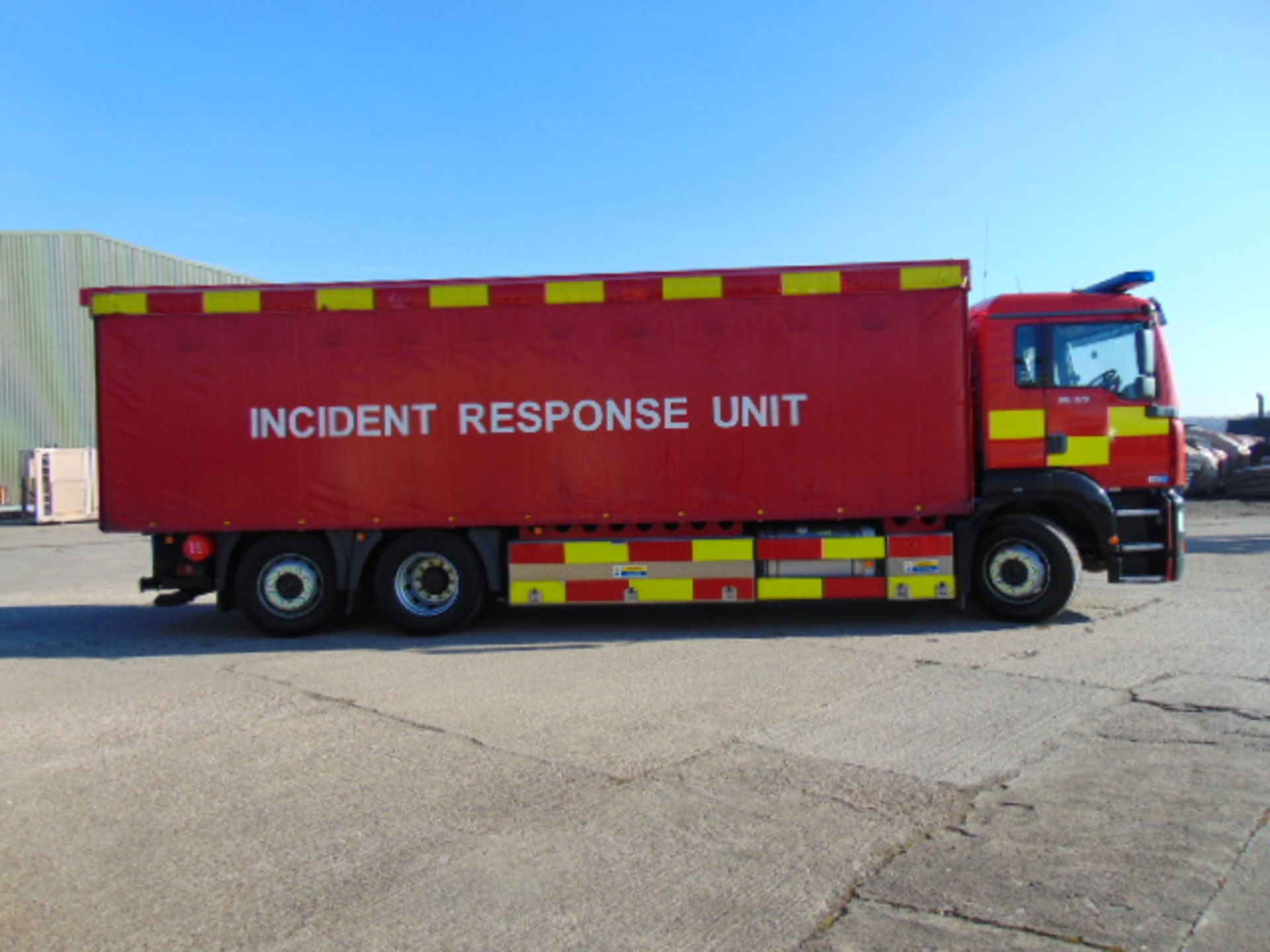 2004 MAN TG-A 6X2 Rear Steer Incident Support Unit ONLY 19,854 KM!! - Image 5 of 41