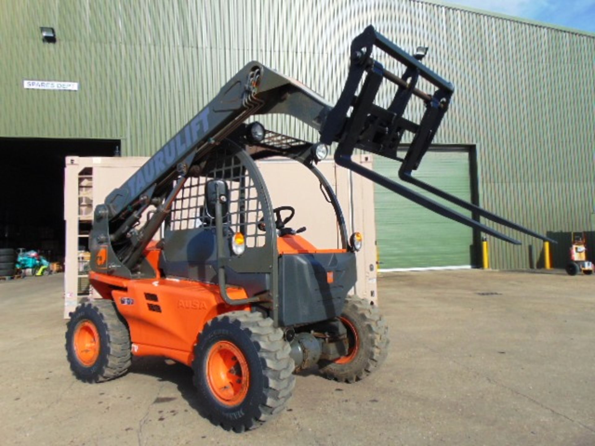 2010 Ausa Taurulift T133H 4WD Compact Forklift with Pallet Tines - Image 13 of 23