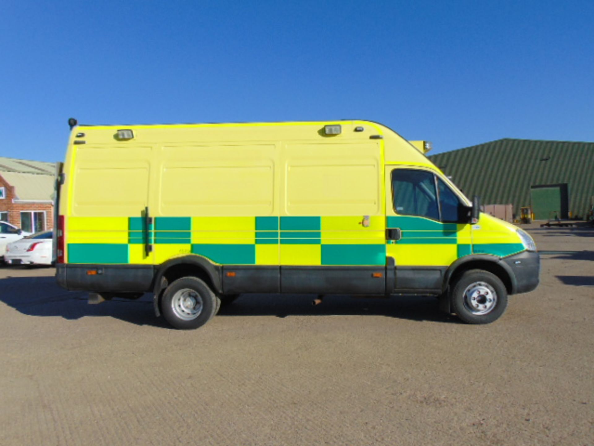 2009 Iveco Daily 65C18 3.0 HPT Long Wheel Base High roof panel van ONLY 8402 Miles!!! - Image 5 of 43