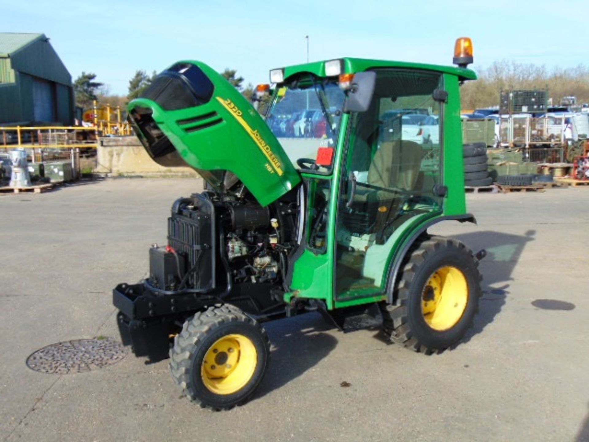 John Deere 2320HST 4WD Tractor 269 Hours! - Image 16 of 23