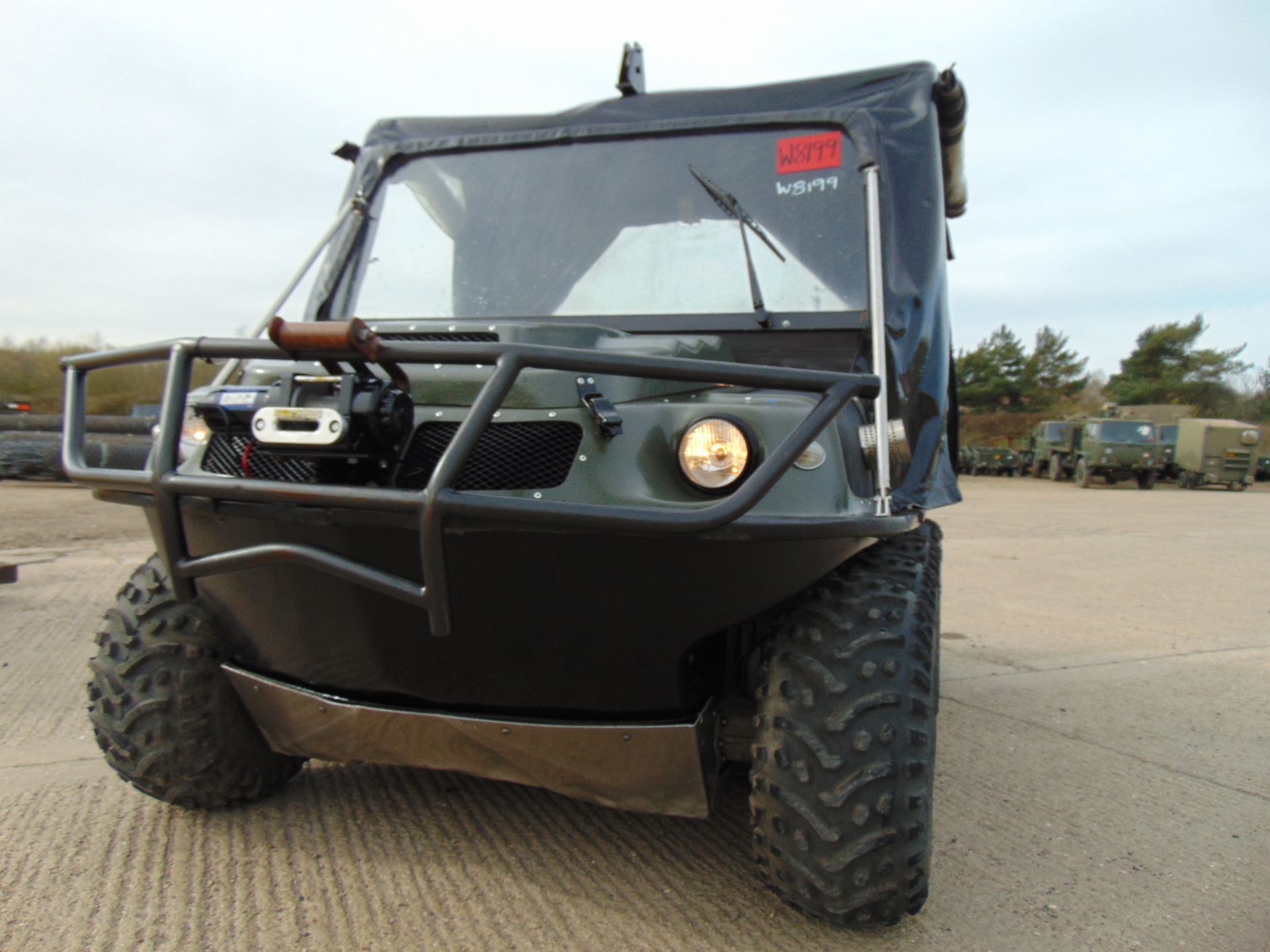 2013 Hunter 8x8 Amphibious Special Utility Vehicle - Image 8 of 23