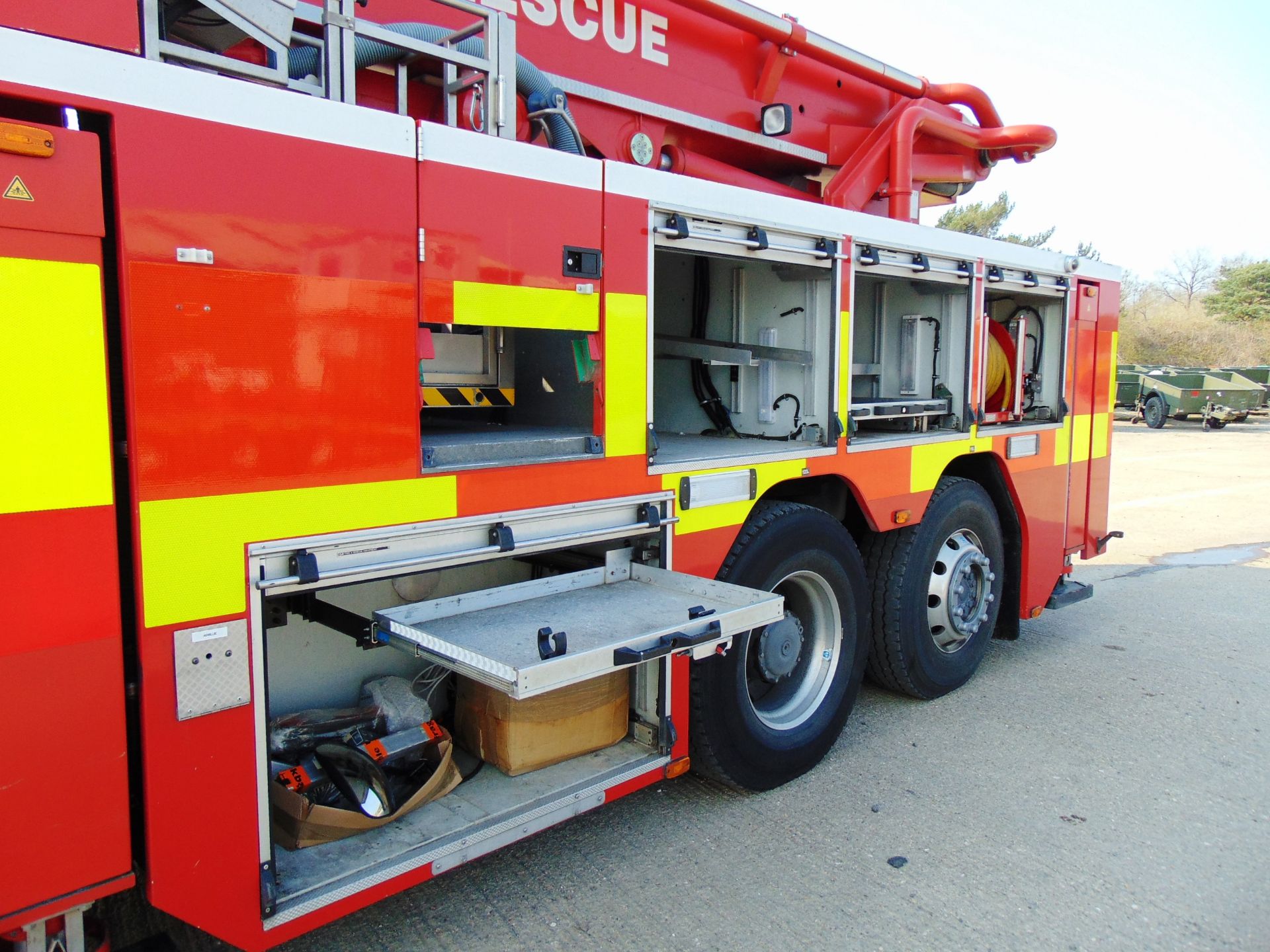 2008 Mercedes Econic CARP (Combined Aerial Rescue Pump) 6x2 Aerial Work Platform / Fire Appliance - Bild 37 aus 49