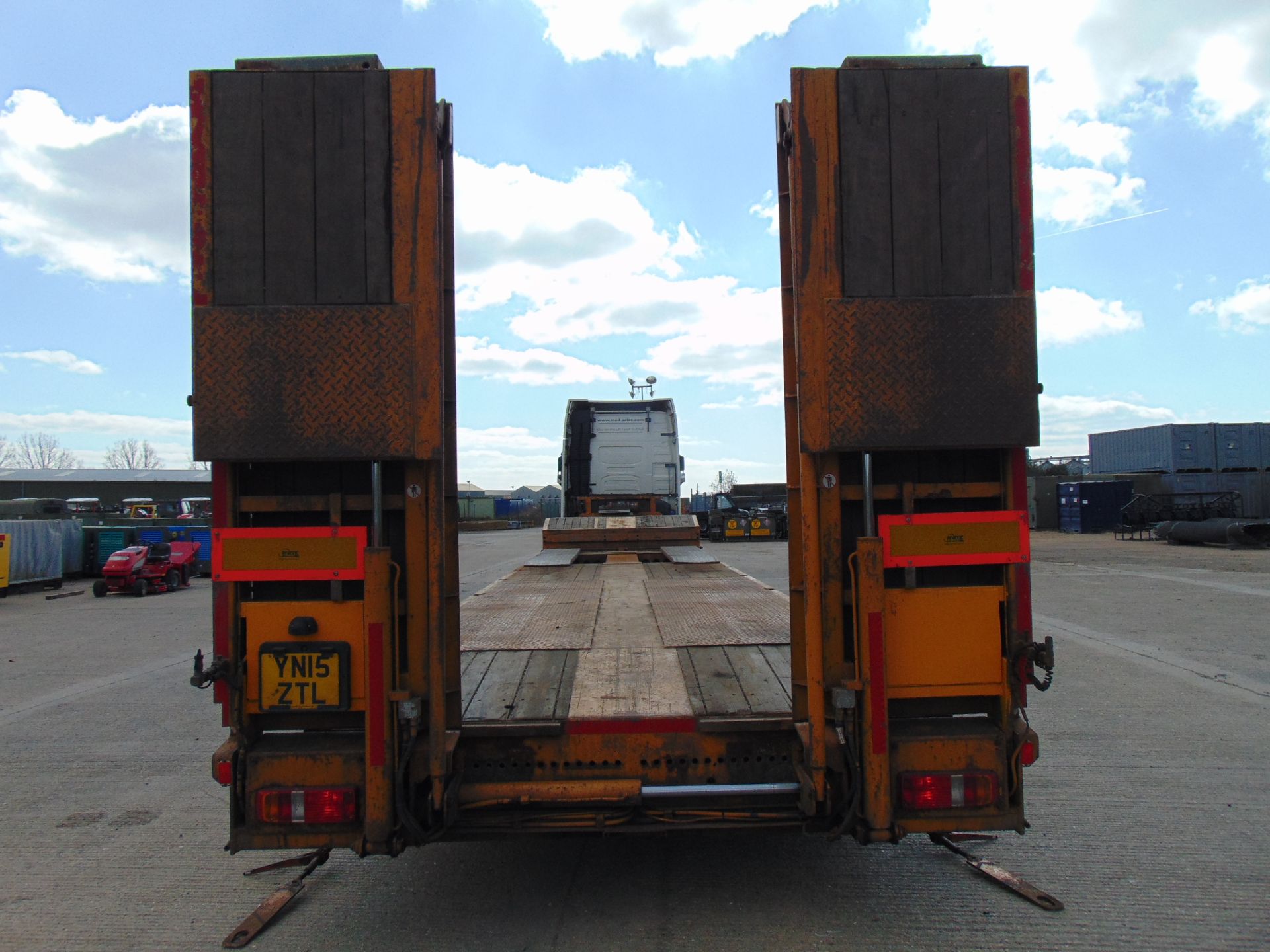 2007 Nooteboom OSDS 48-03V Extendable Tri Axle Low Loader Trailer - Image 19 of 30