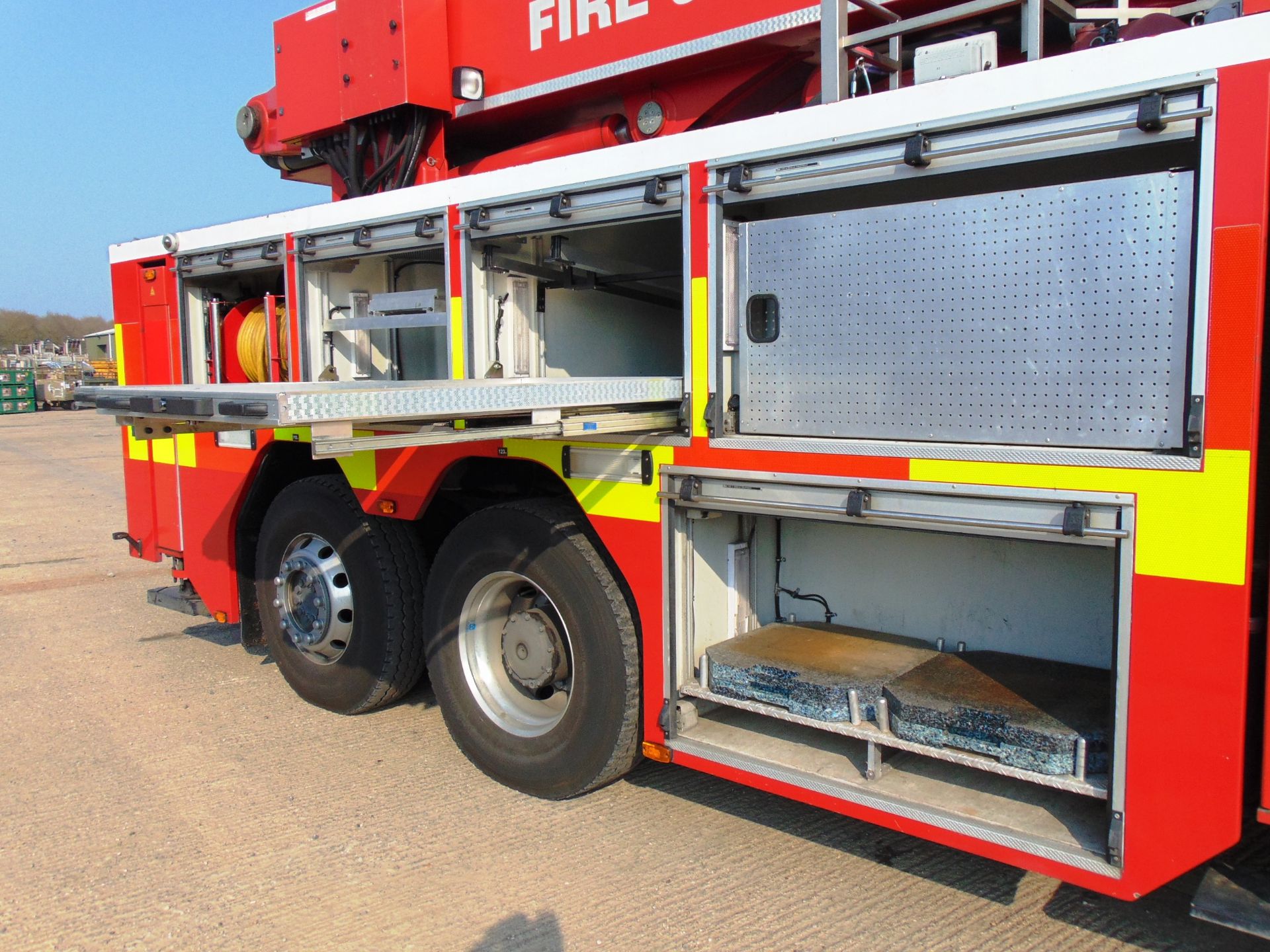 2008 Mercedes Econic CARP (Combined Aerial Rescue Pump) 6x2 Aerial Work Platform / Fire Appliance - Bild 27 aus 49