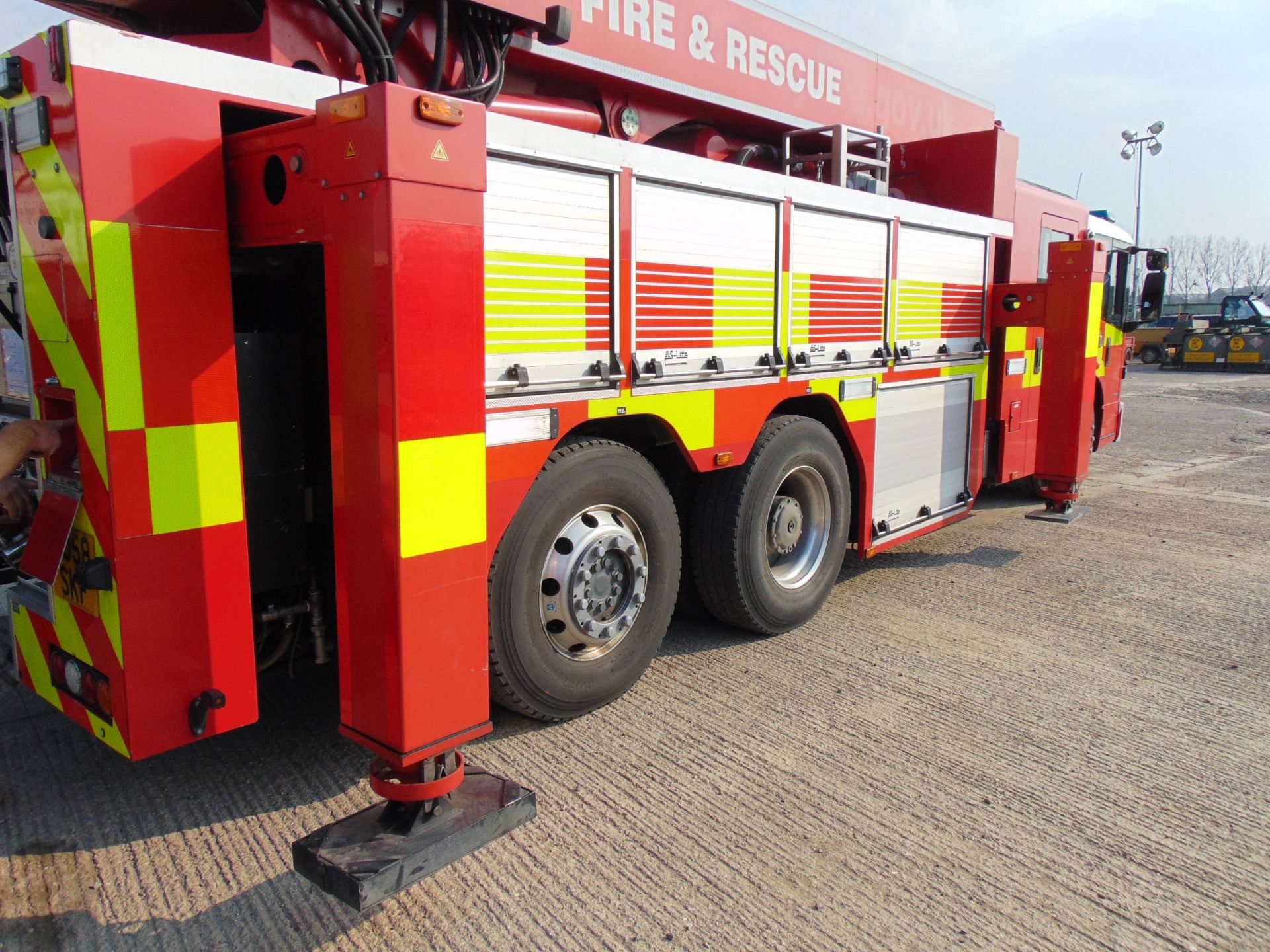 2008 Mercedes Econic CARP (Combined Aerial Rescue Pump) 6x2 Aerial Work Platform / Fire Appliance - Bild 19 aus 49