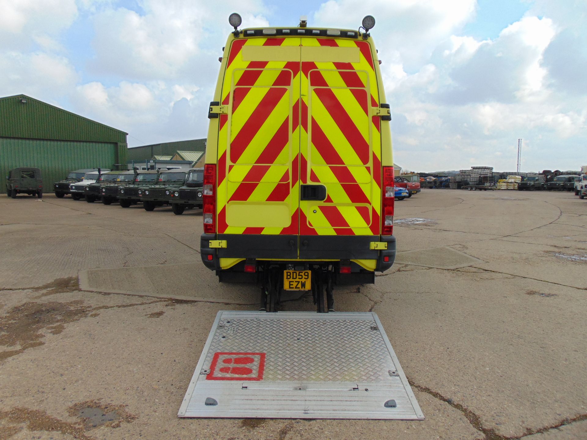 2010 Iveco Daily 65C18 3.0 HPT Long Wheel Base High roof panel van ONLY 8,667 miles! - Image 9 of 28