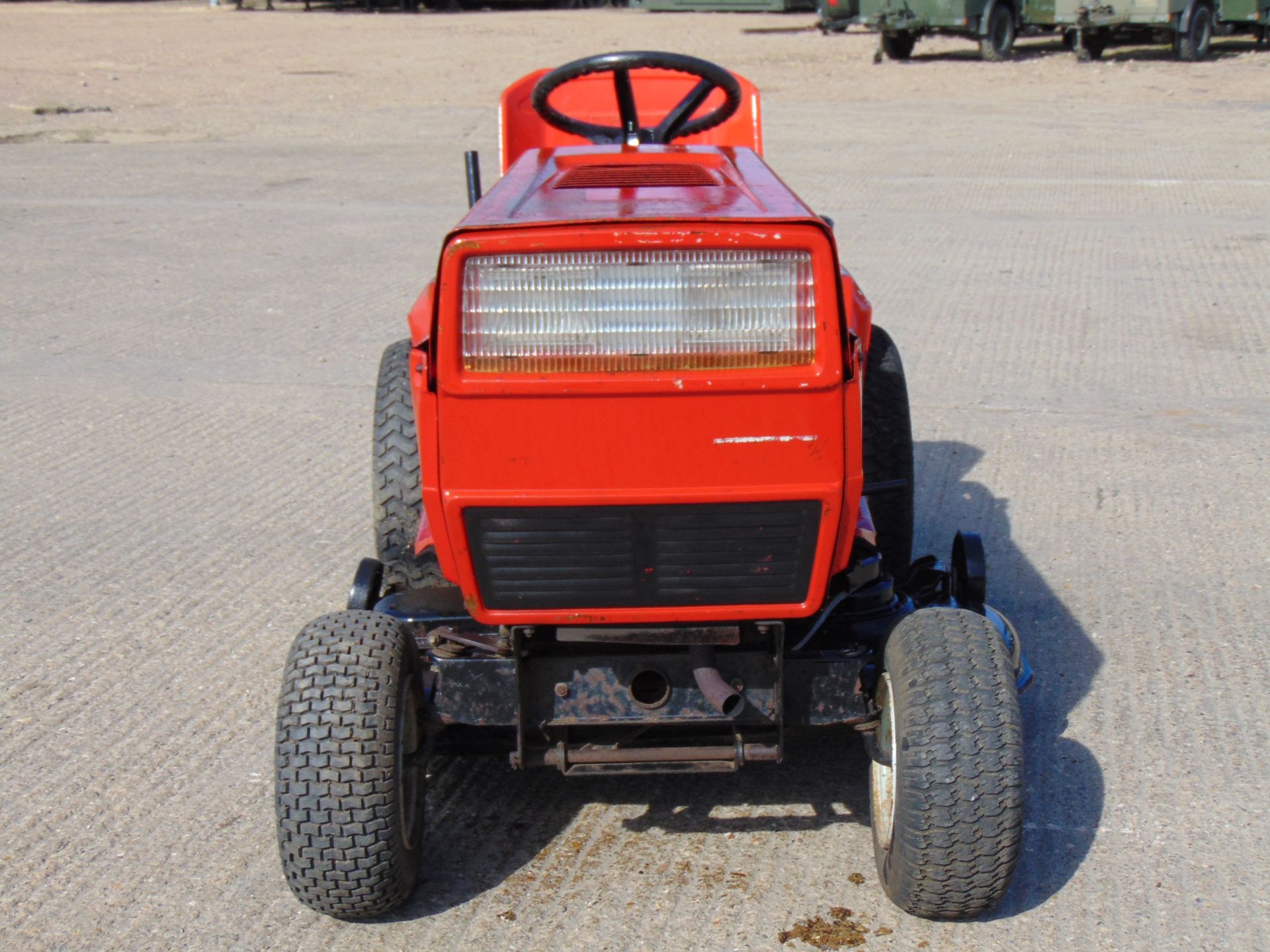 MTD Lawnflite 828 Ride On Mower - Image 2 of 13