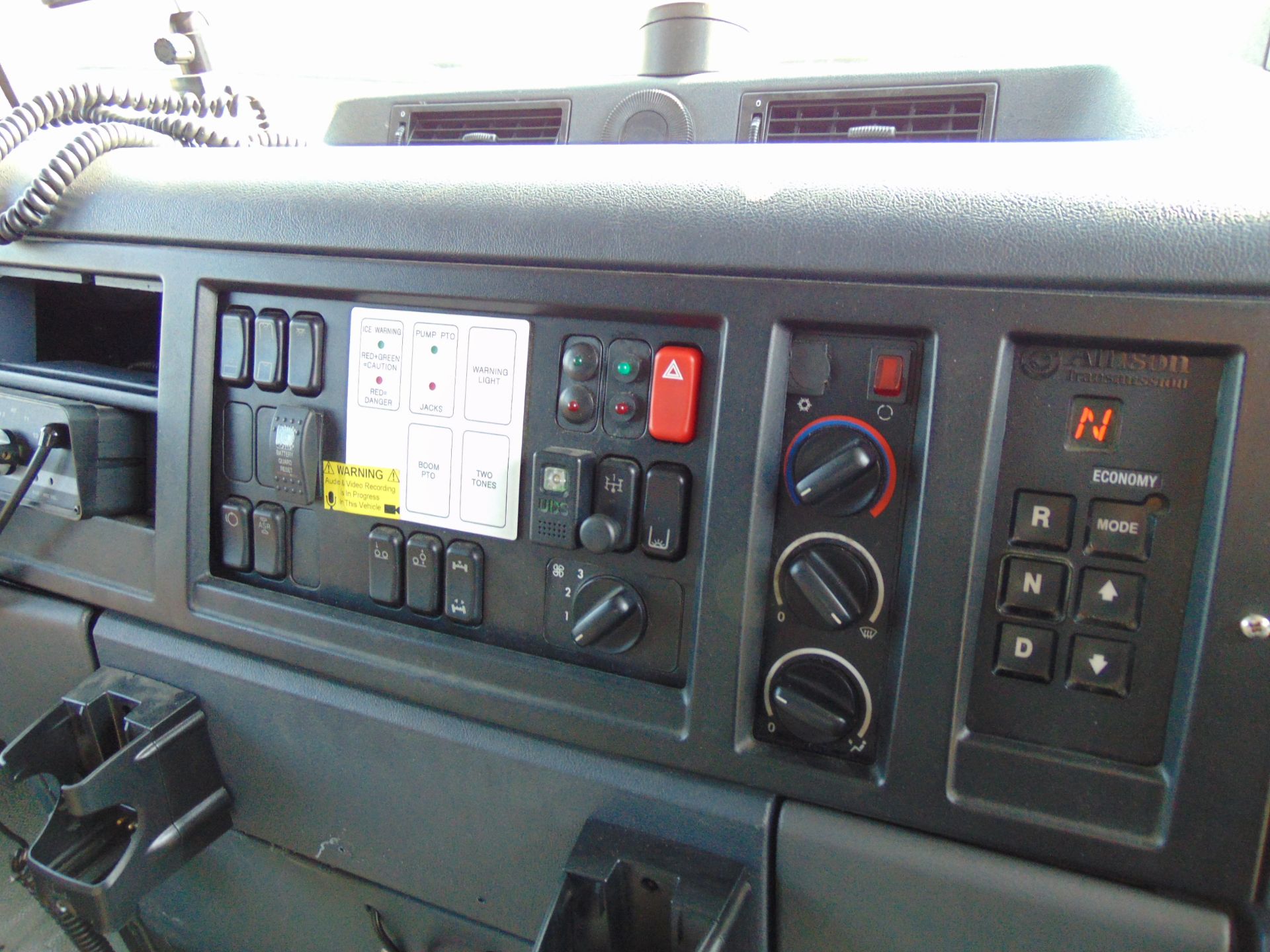 2008 Mercedes Econic CARP (Combined Aerial Rescue Pump) 6x2 Aerial Work Platform / Fire Appliance - Image 46 of 49