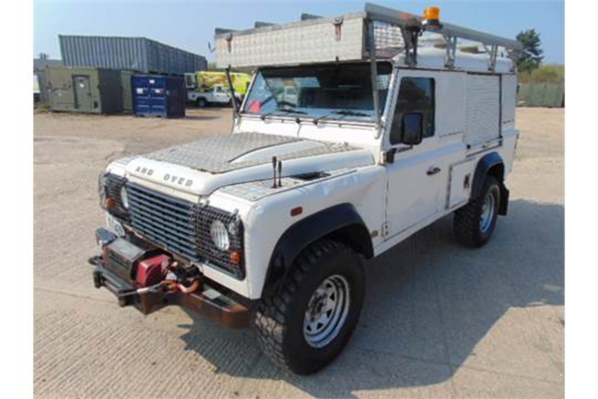 Land Rover Defender 110 Puma Hardtop 4x4 Special Utility (Mobile Workshop) complete with Winch - Image 3 of 30