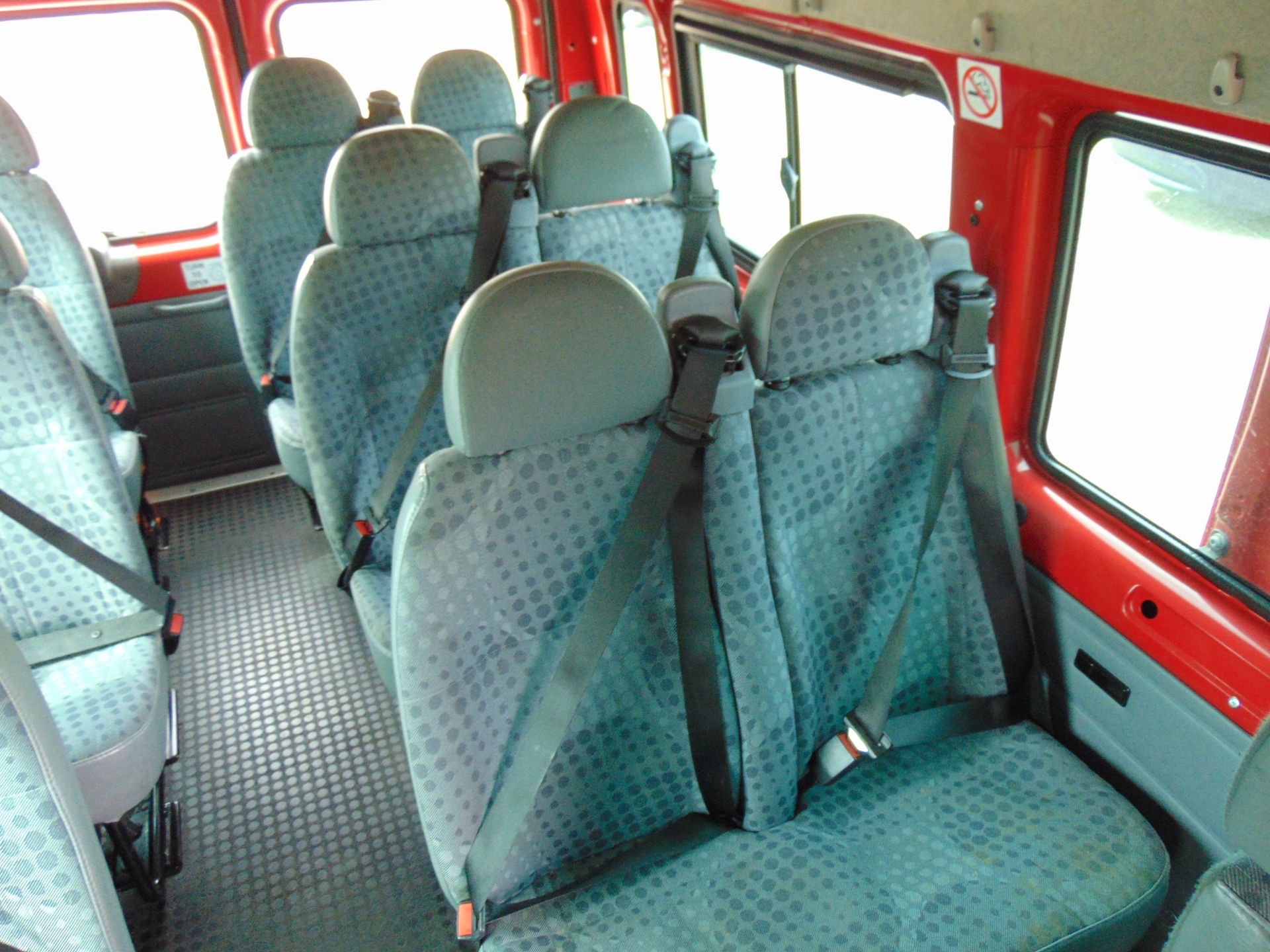 Ford Transit RWD 16 Seat Minibus - Bild 20 aus 27