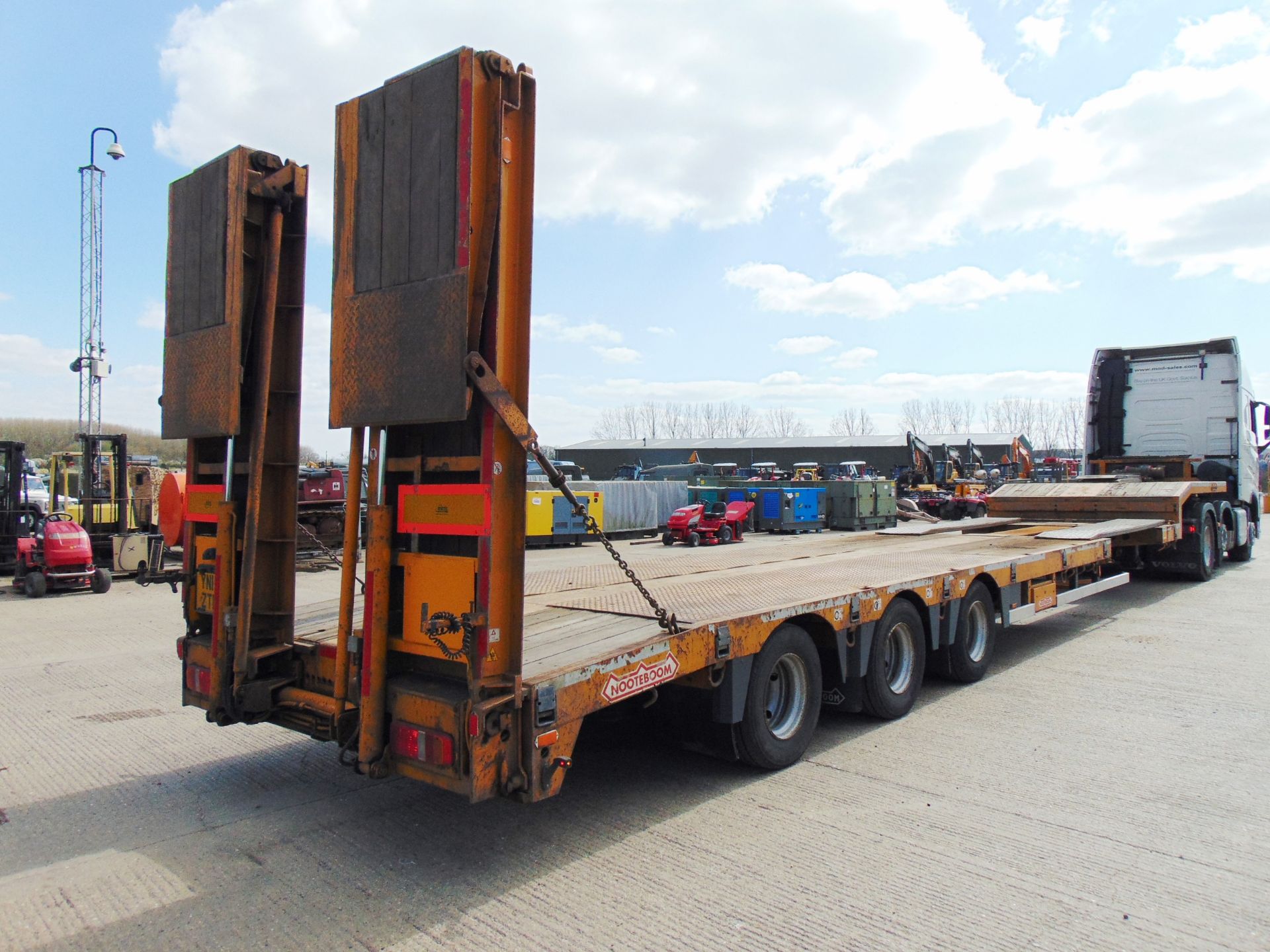 2007 Nooteboom OSDS 48-03V Extendable Tri Axle Low Loader Trailer - Image 6 of 30