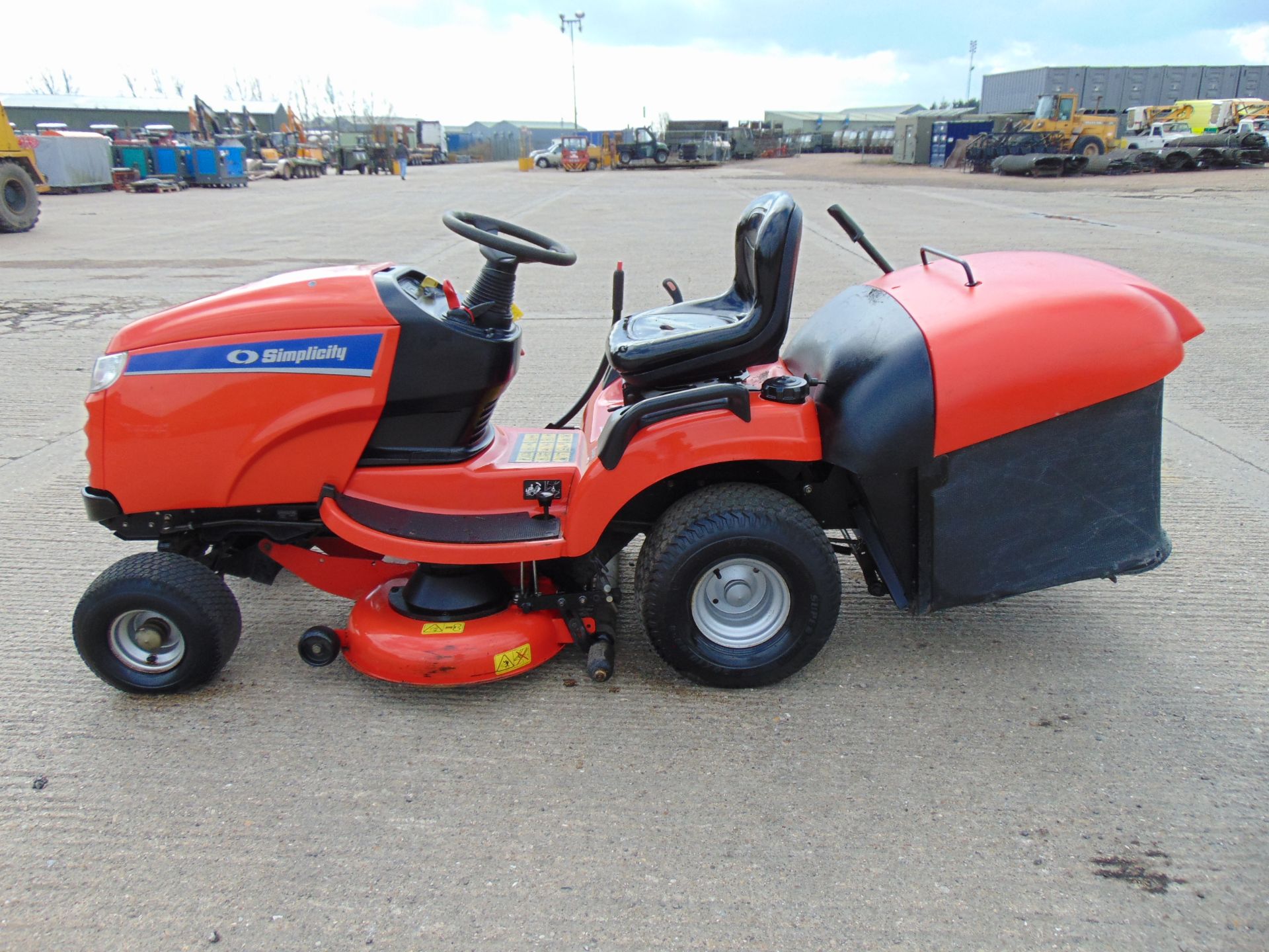 Simplicity Baron Ride On Mower / Garden Tractor - Bild 4 aus 14