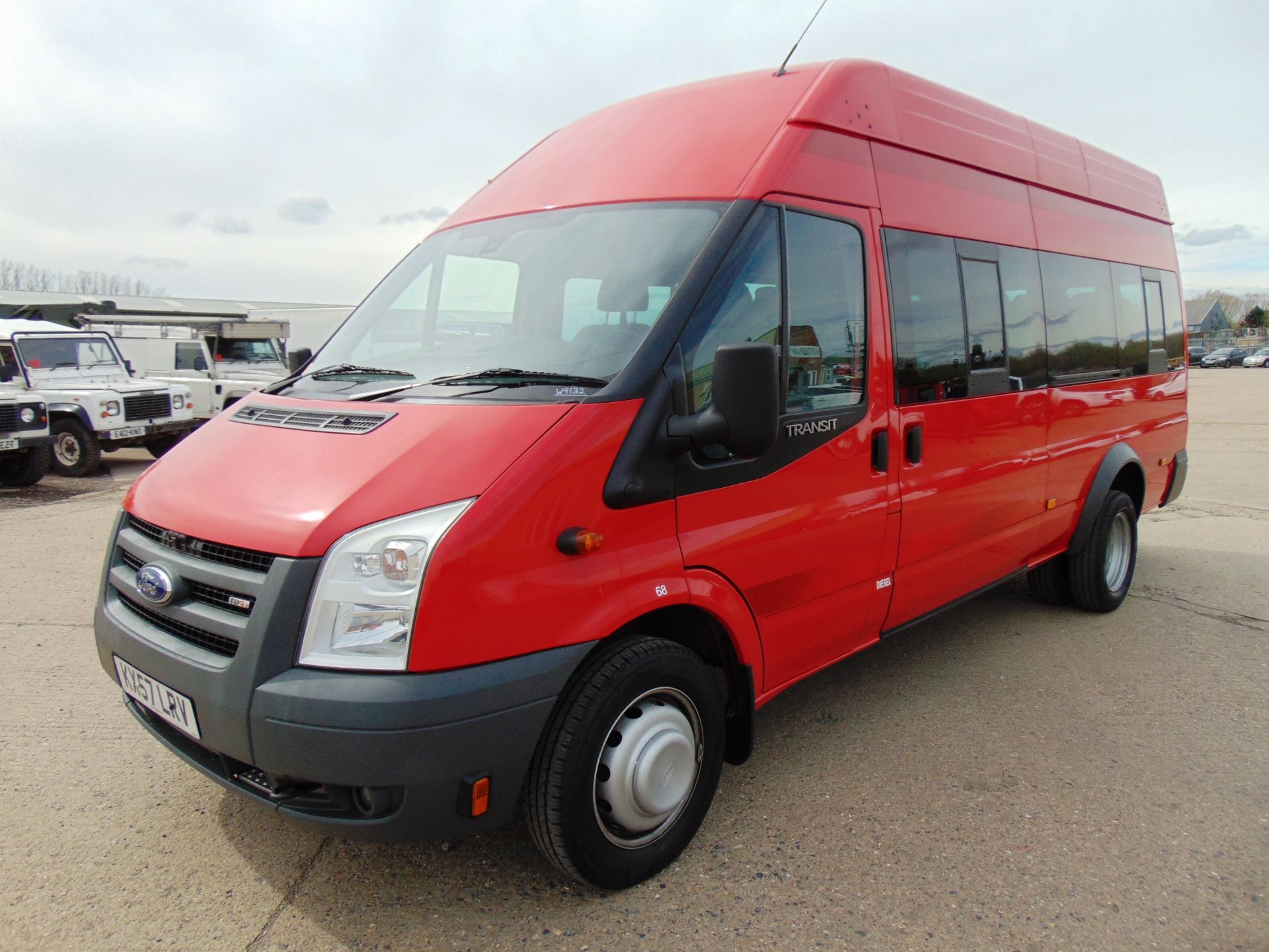 Ford Transit RWD 16 Seat Minibus - Image 3 of 27