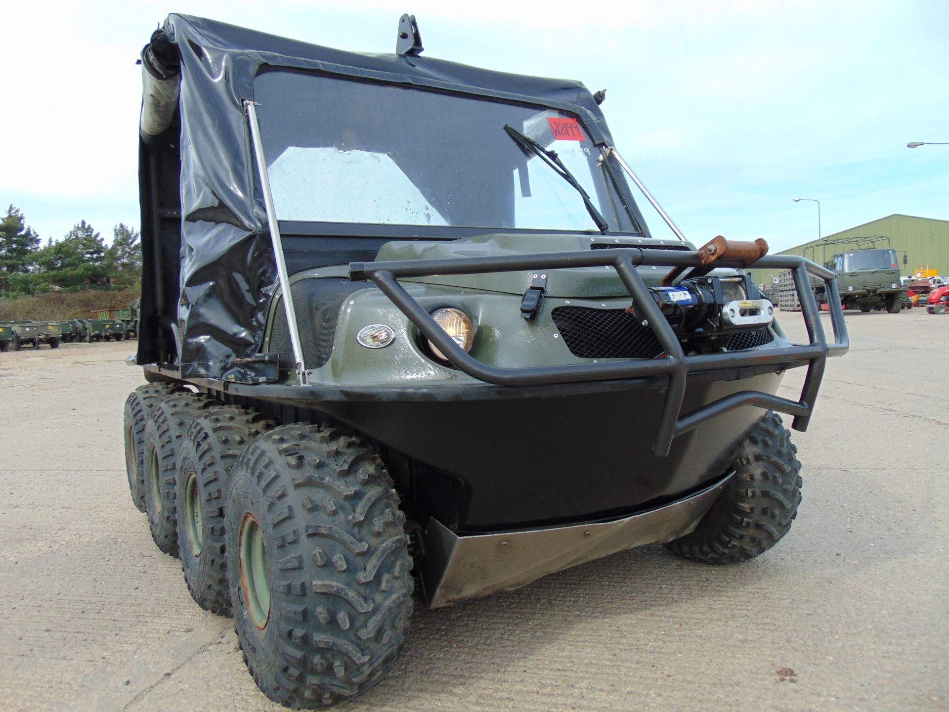 2013 Hunter 8x8 Amphibious Special Utility Vehicle - Image 9 of 23