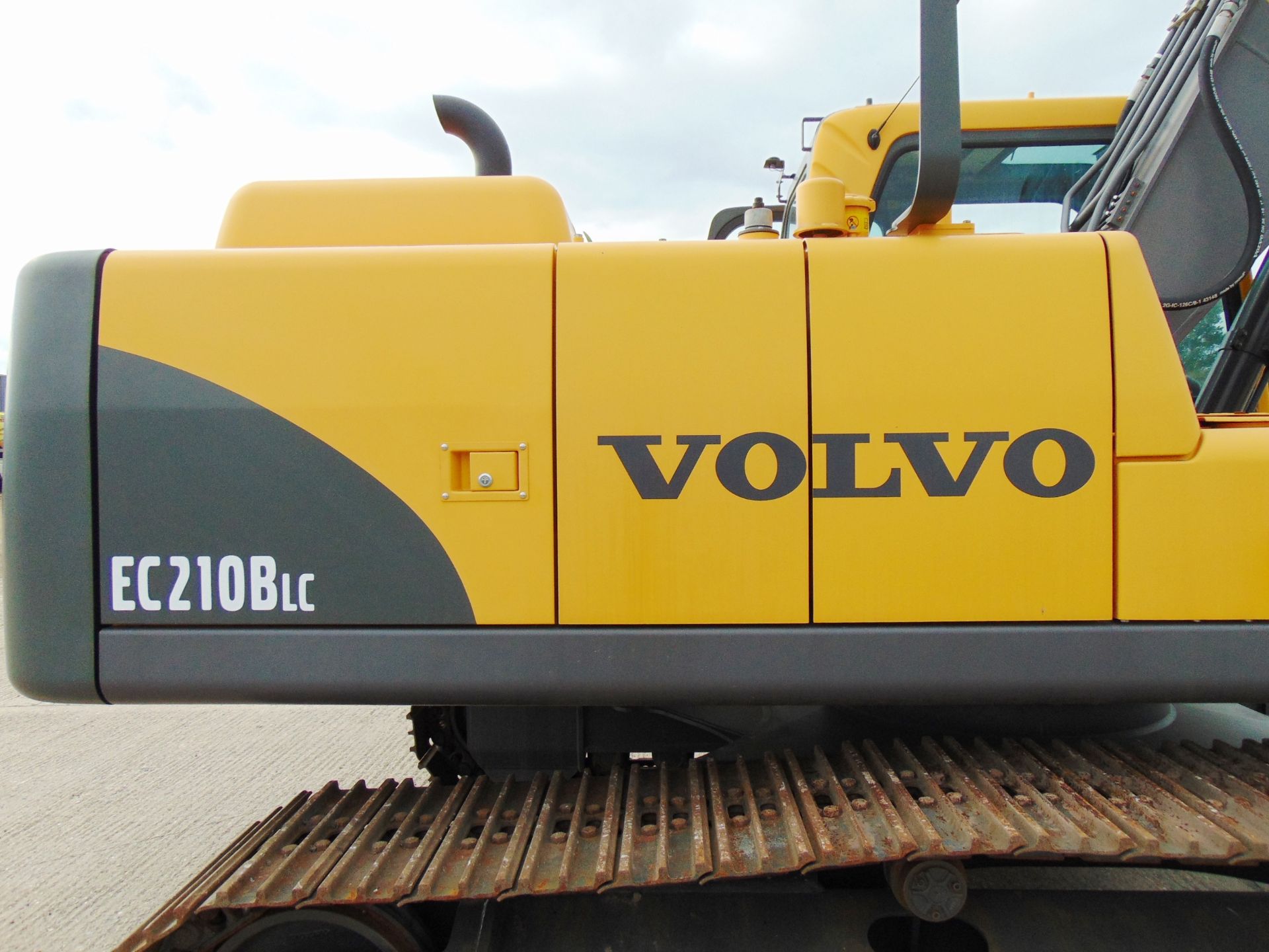 Volvo EC210B LC Prime 22t Excavator - Image 9 of 25