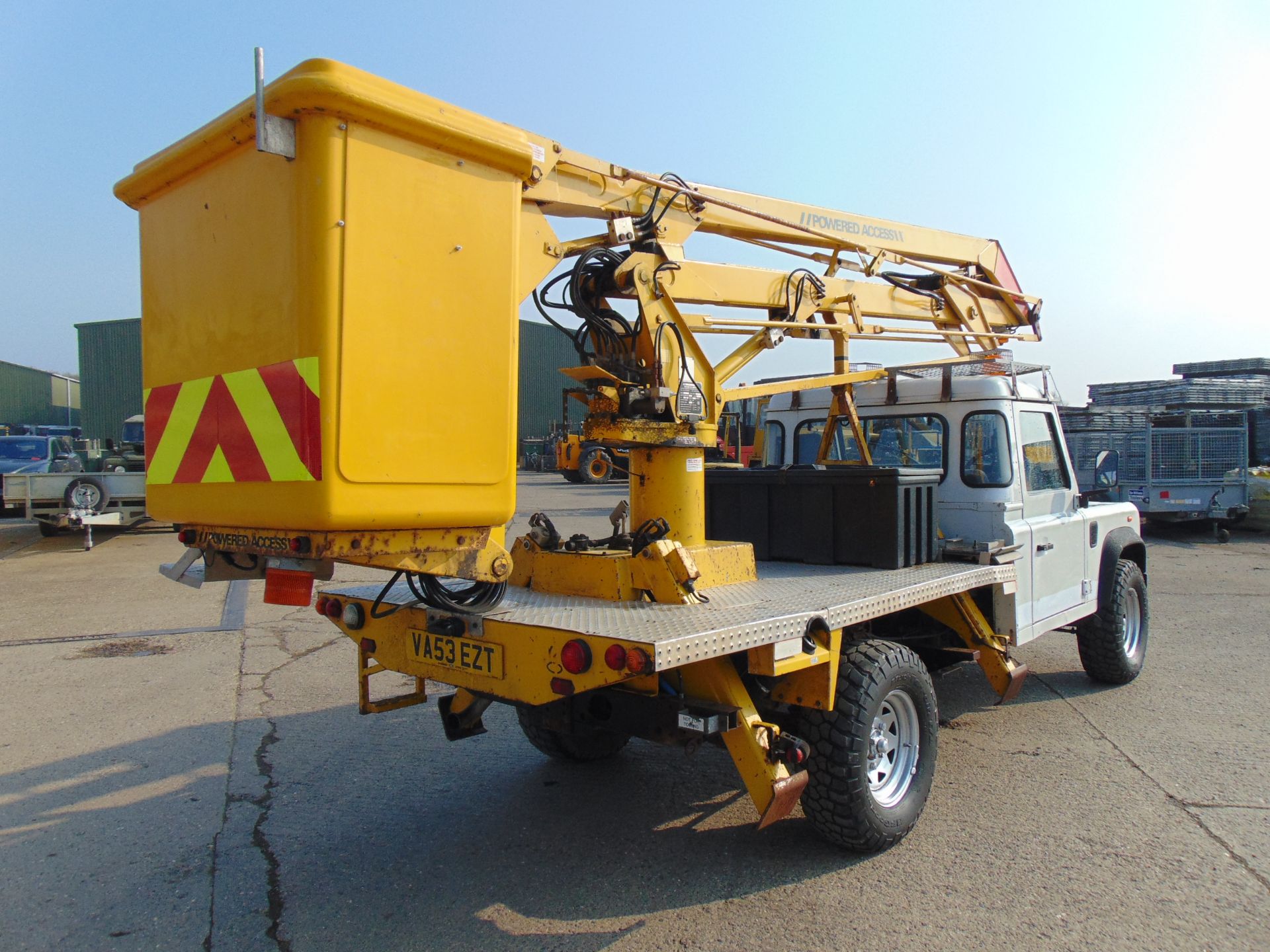 Land Rover Defender 130 TD5 Cherry Picker / Access Lift - Image 6 of 19