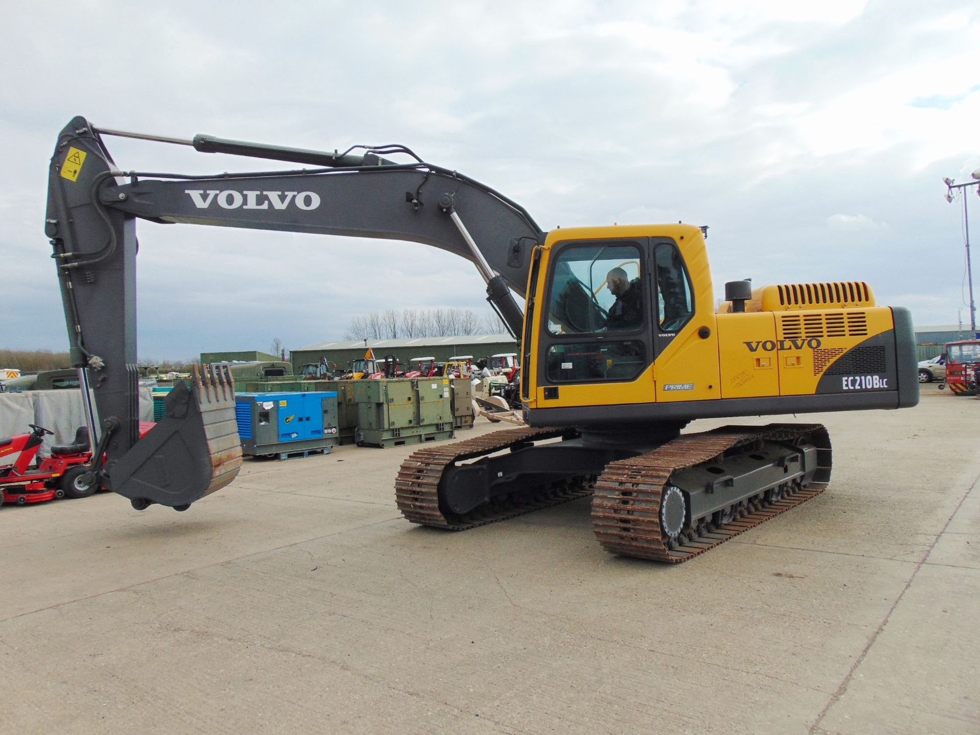 Volvo EC210B LC Prime 22t Excavator - Bild 2 aus 25