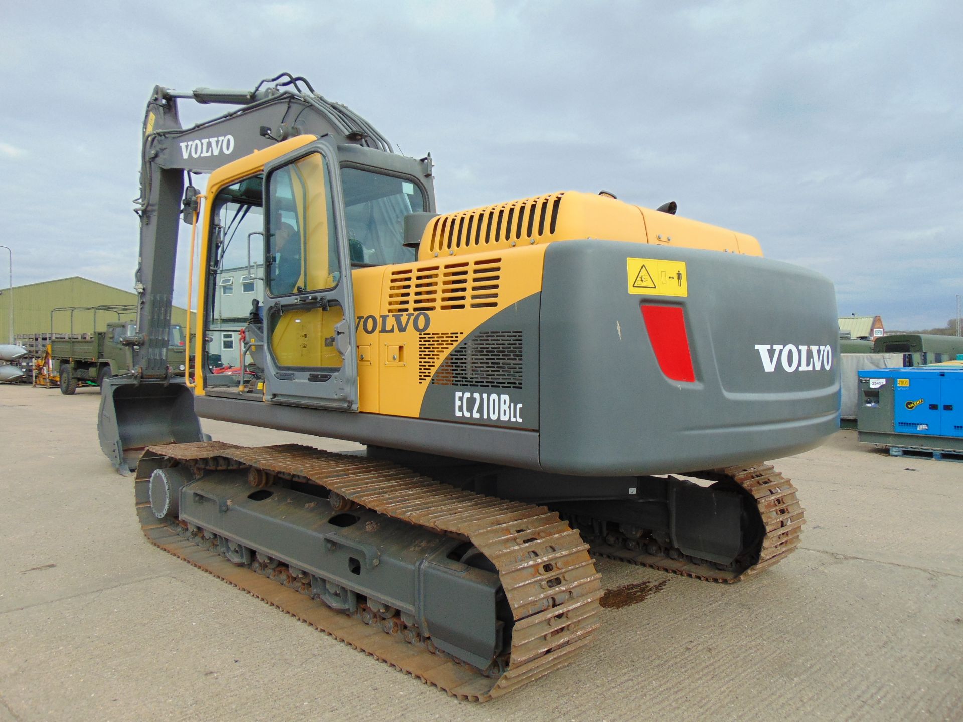 Volvo EC210B LC Prime 22t Excavator - Image 12 of 25