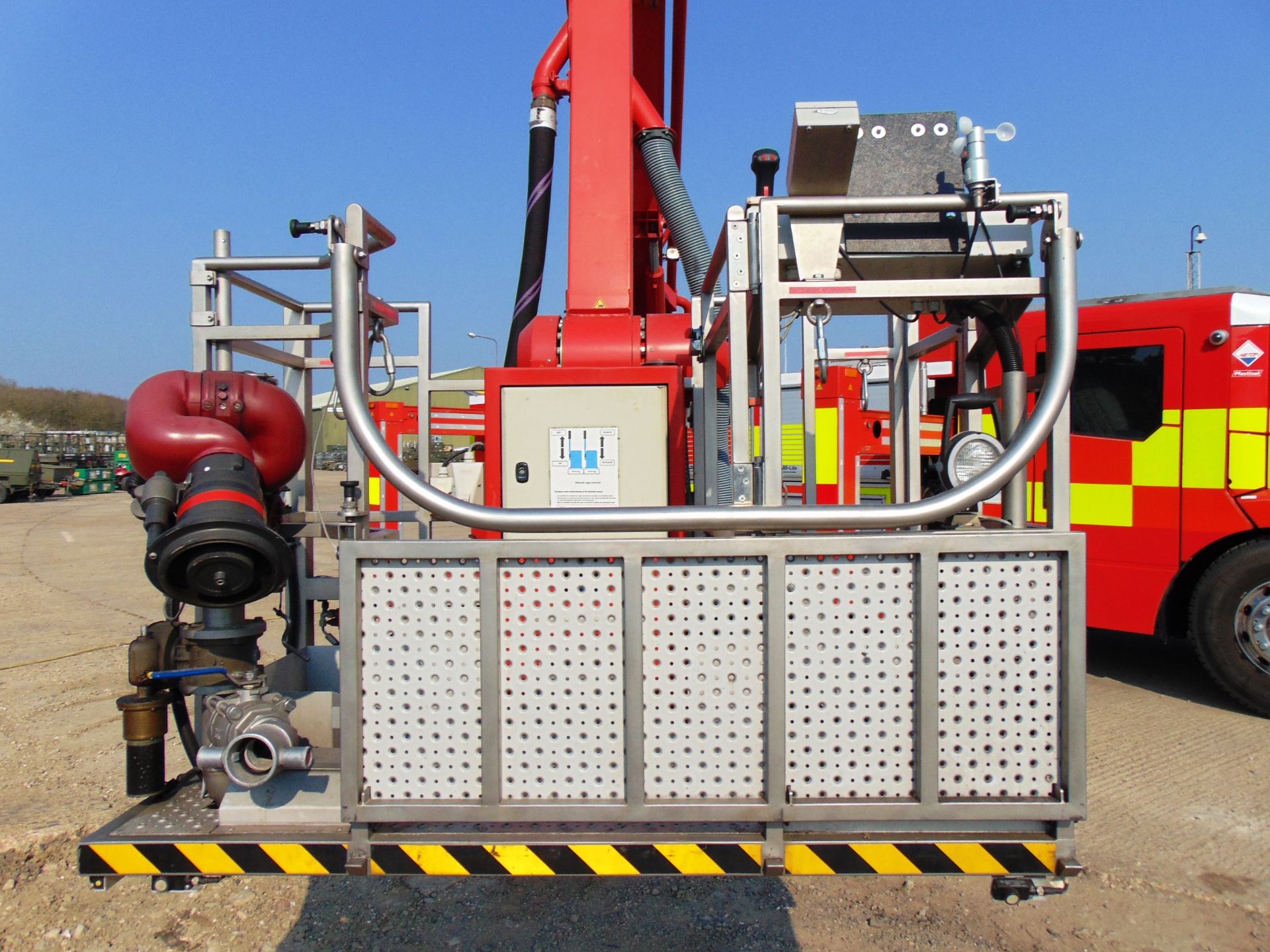 2008 Mercedes Econic CARP (Combined Aerial Rescue Pump) 6x2 Aerial Work Platform / Fire Appliance - Image 13 of 49