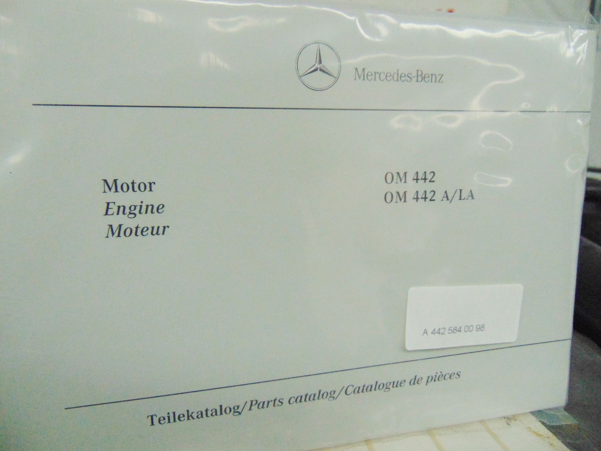Brand New & Unused Mercedes-Benz OM442LA V8 Twin Turbo Diesel Engine - Image 16 of 16