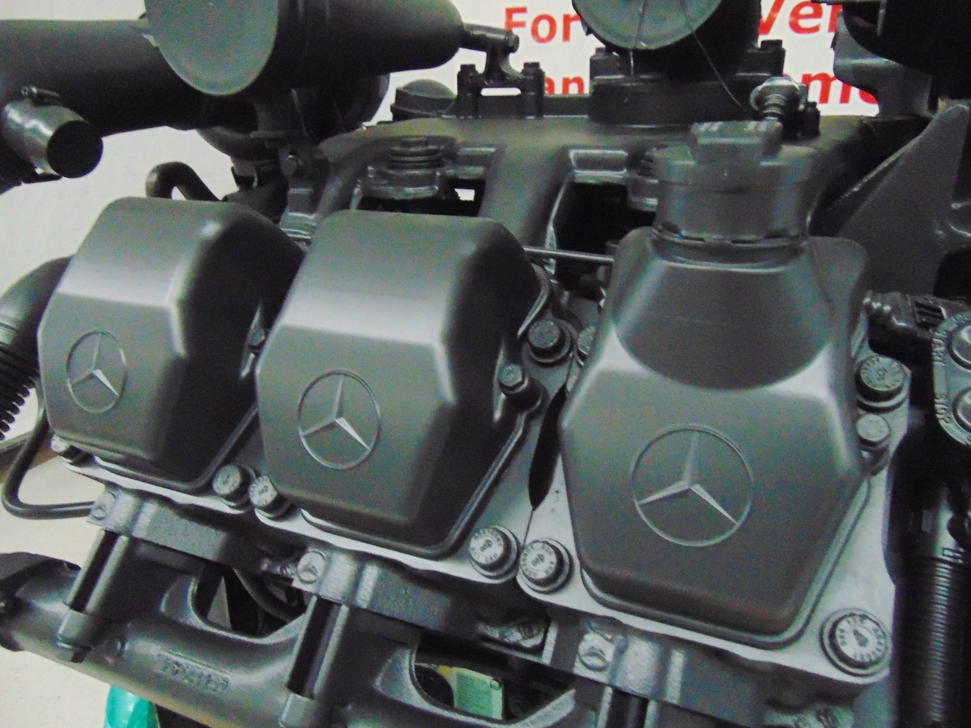 Brand New & Unused Mercedes-Benz OM501LA V6 Turbo Diesel Engine - Image 3 of 16