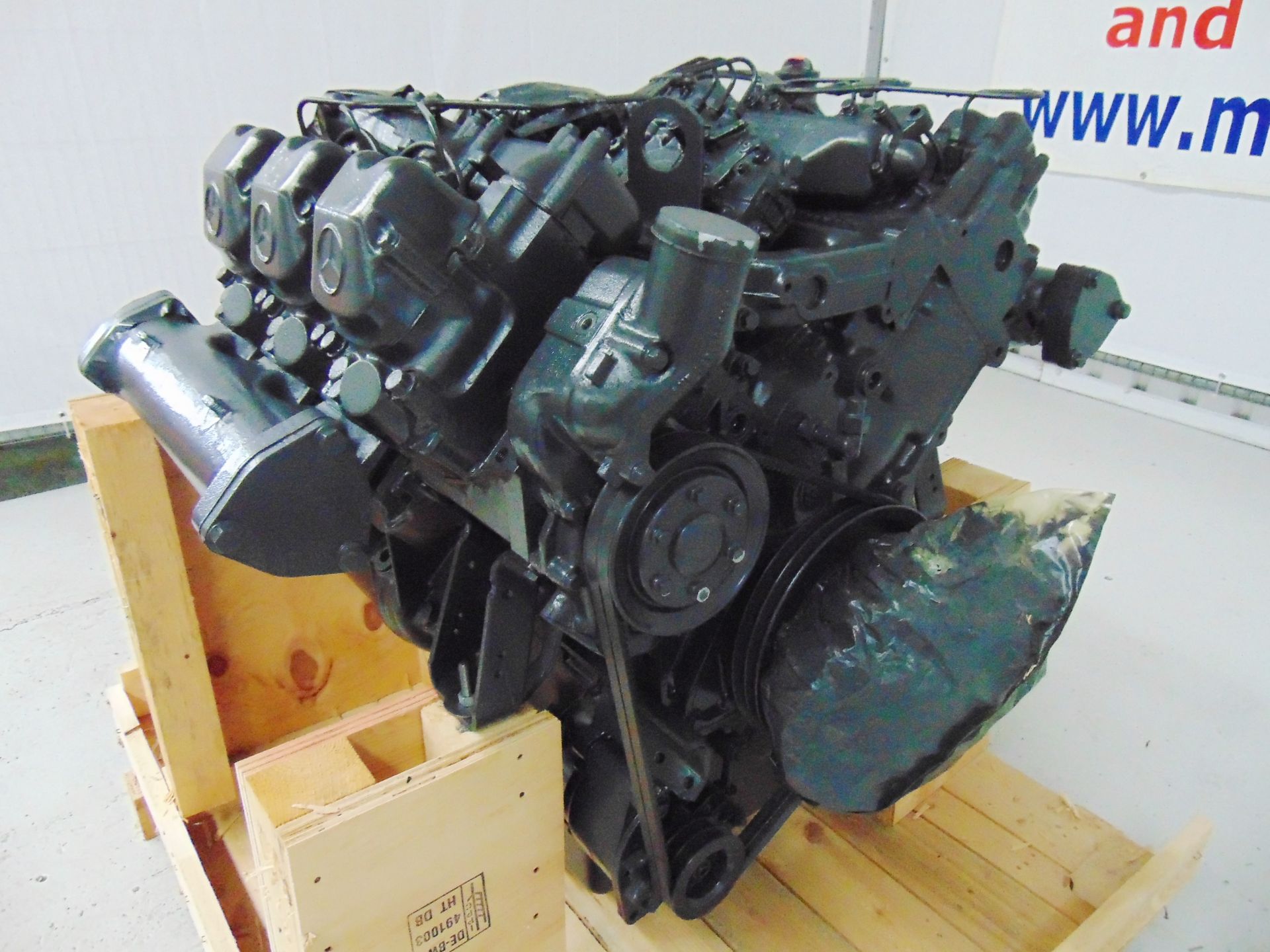 Factory Reconditioned Mercedes-Benz OM441 V6 Turbo Diesel Engine - Image 4 of 14