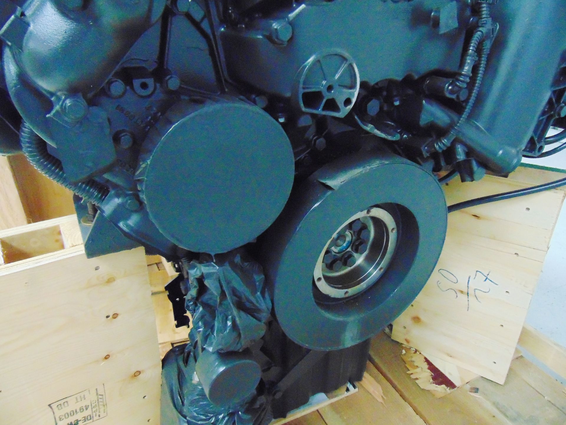 Brand New & Unused Mercedes-Benz OM501LA V6 Turbo Diesel Engine - Image 8 of 16
