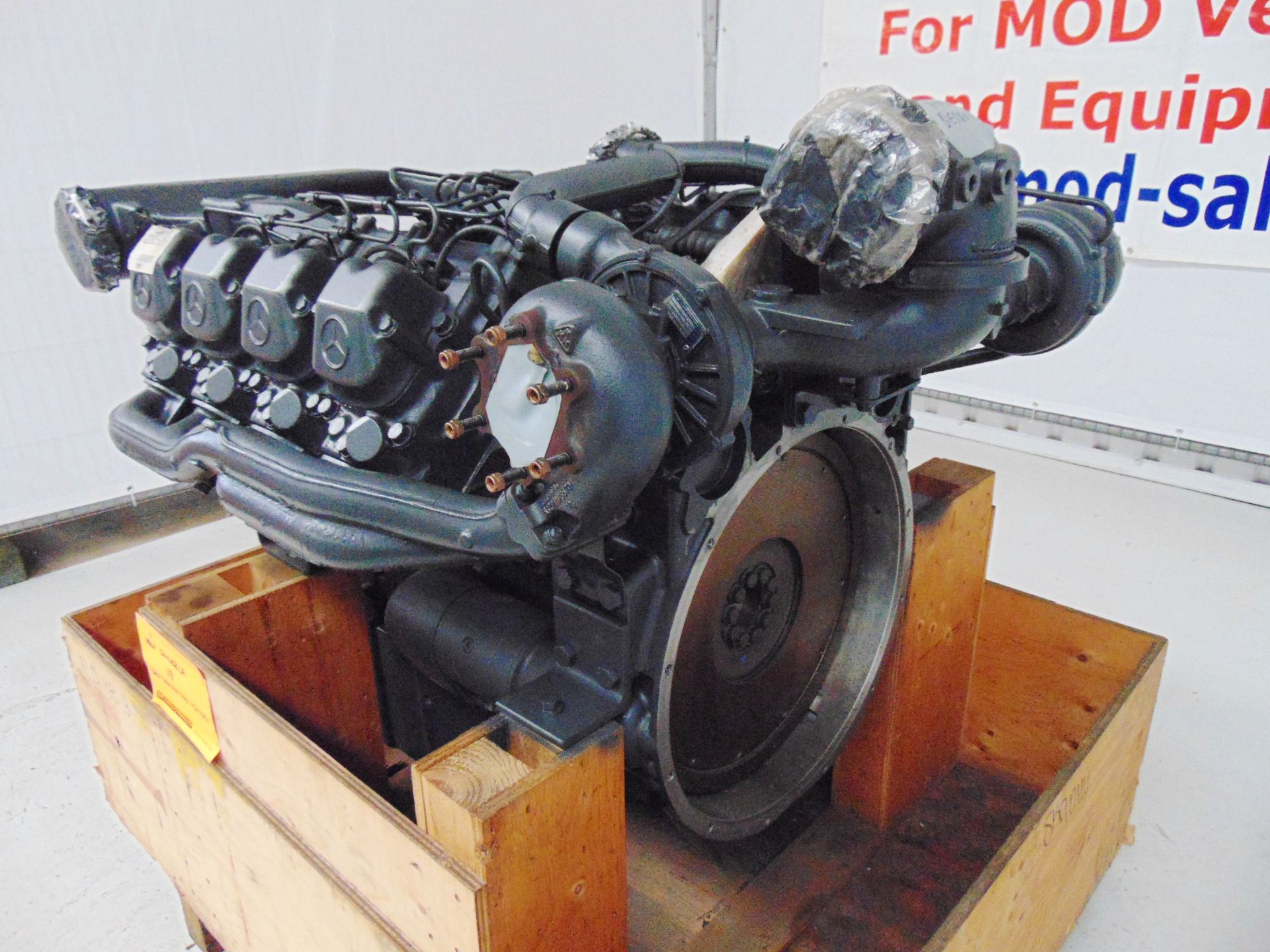 Brand New & Unused Mercedes-Benz OM442LA V8 Twin Turbo Diesel Engine - Image 5 of 18