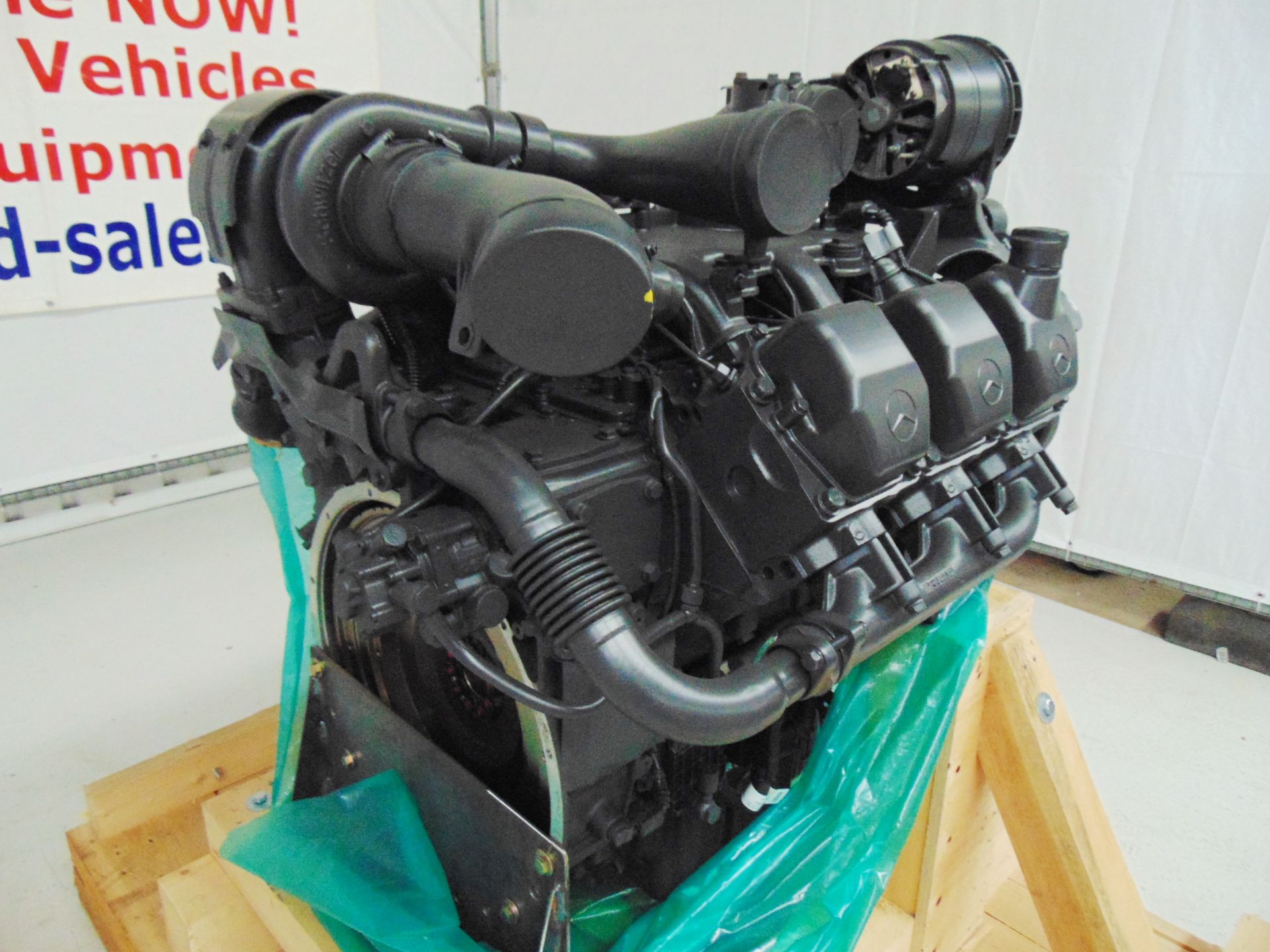 Brand New & Unused Mercedes-Benz OM501LA V6 Turbo Diesel Engine - Image 6 of 16