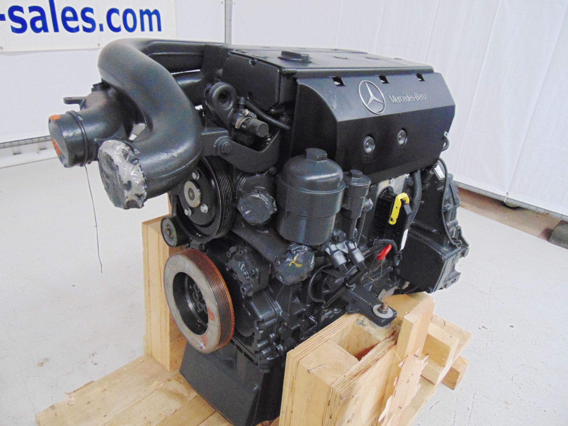 Brand New & Unused Mercedes-Benz OM904LA Turbo Diesel Engine - Image 4 of 15