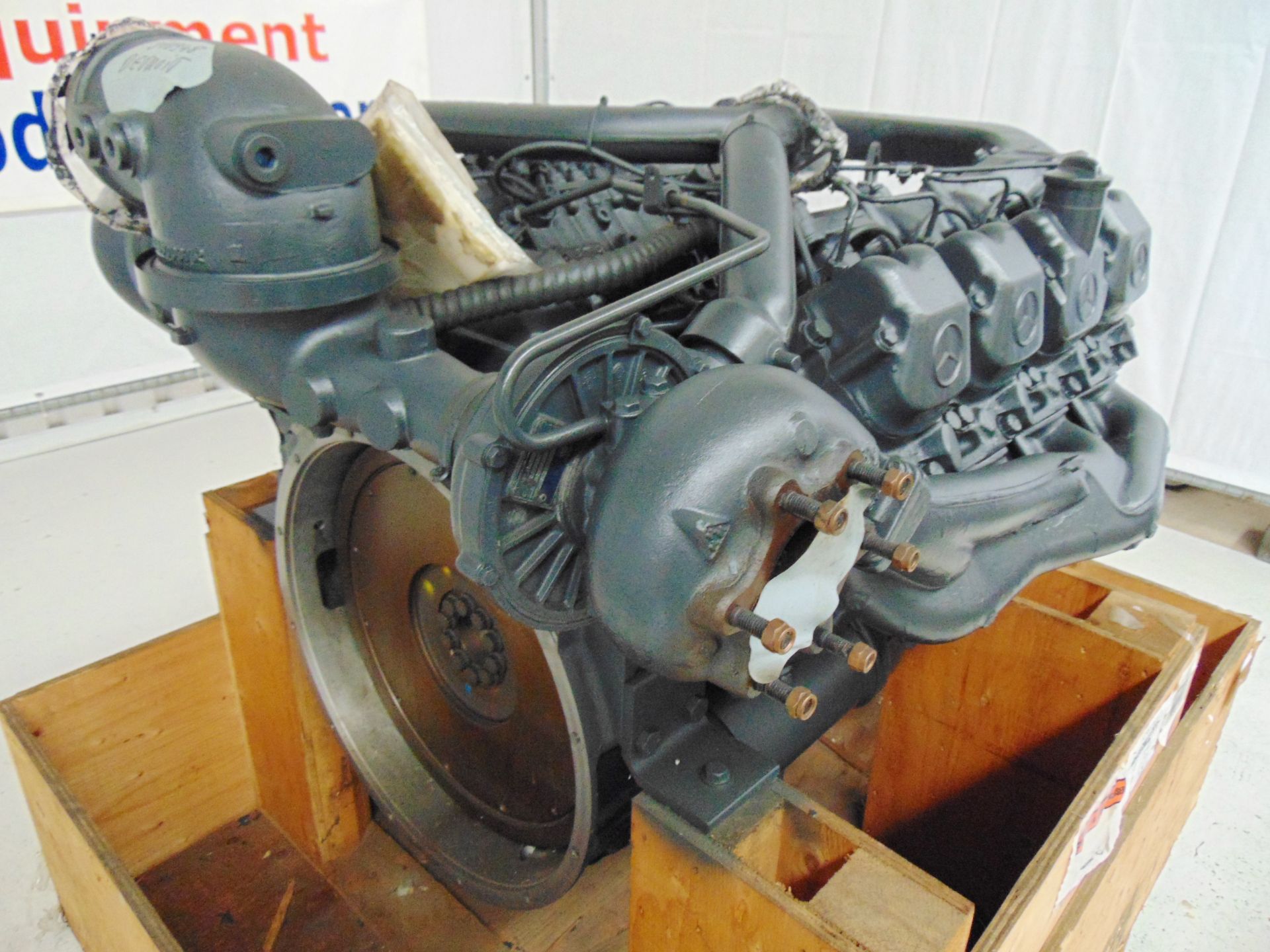 Brand New & Unused Mercedes-Benz OM442LA V8 Twin Turbo Diesel Engine - Image 11 of 18