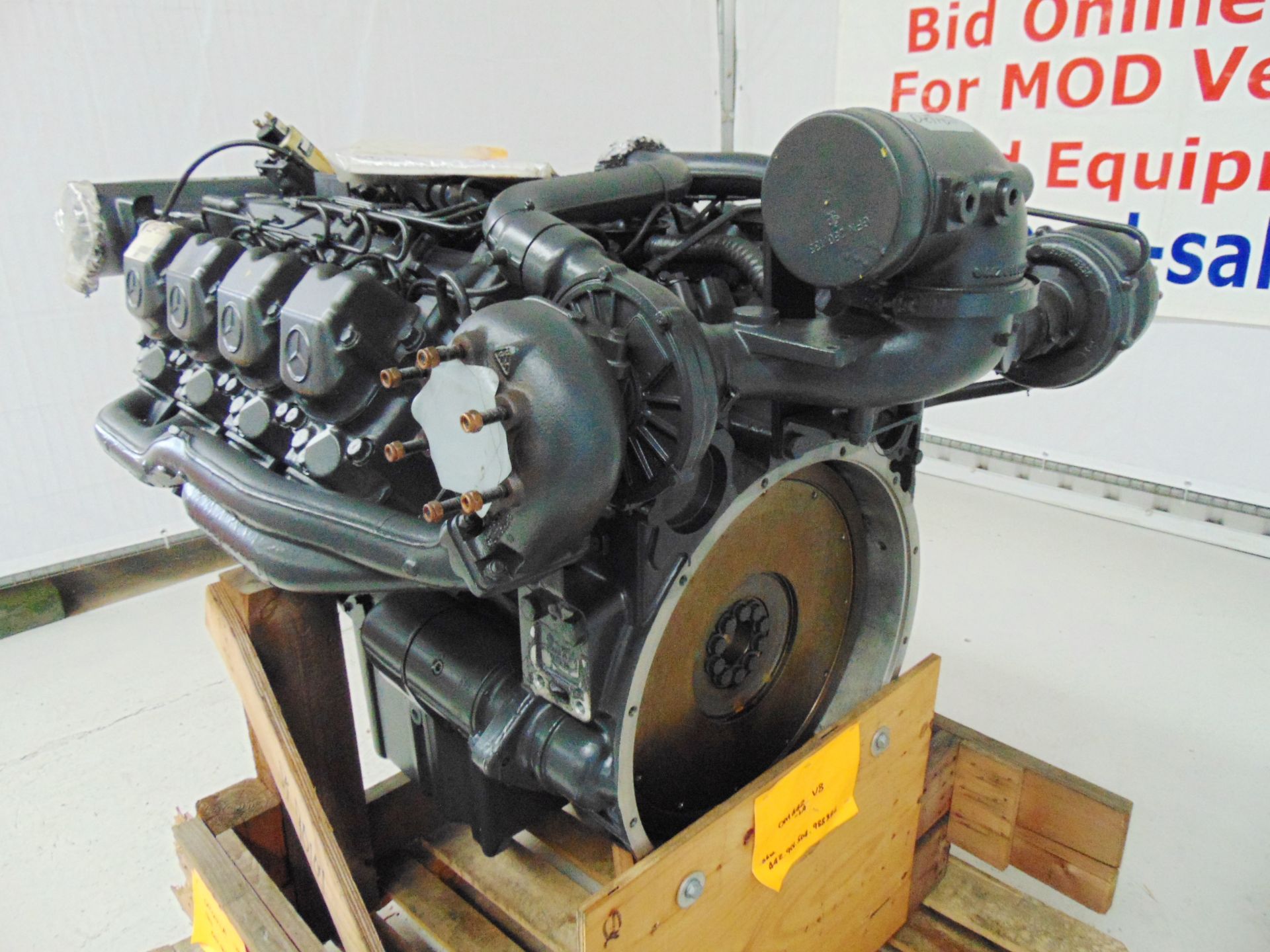 Brand New & Unused Mercedes-Benz OM442LA V8 Twin Turbo Diesel Engine - Image 4 of 16