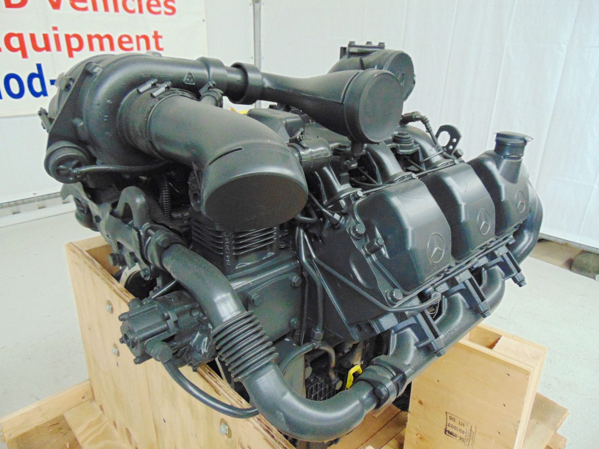 Brand New & Unused Mercedes-Benz OM501LA V6 Turbo Diesel Engine - Image 6 of 16