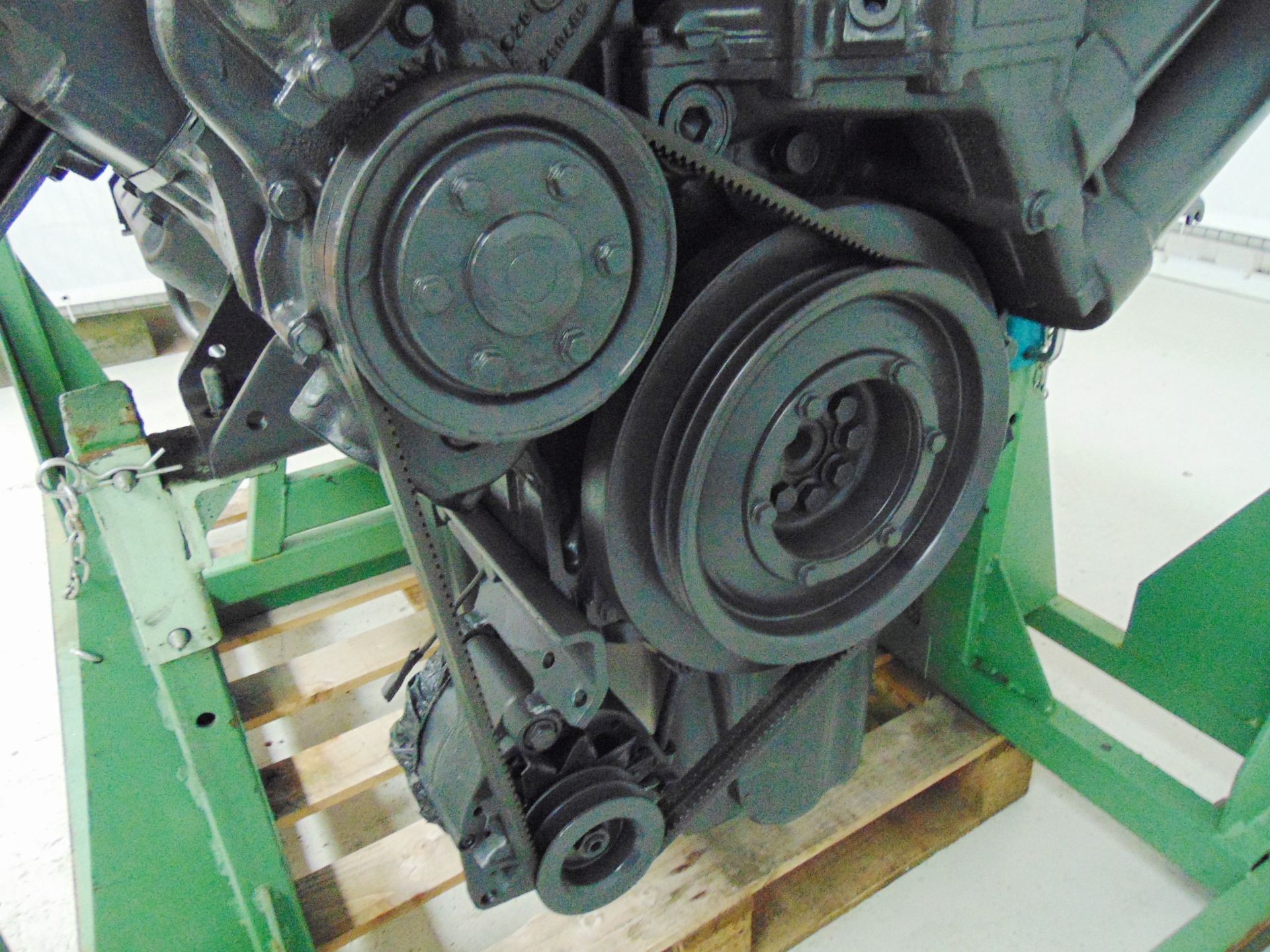 Brand New & Unused Mercedes-Benz OM402LA V8 Twin Turbo Diesel Engine - Image 10 of 17