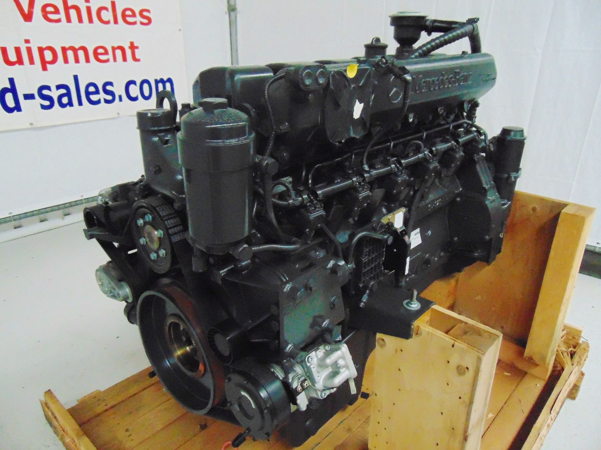 Factory Reconditioned Mercedes-Benz OM424 V12 Turbo Diesel Engine - Image 32 of 34