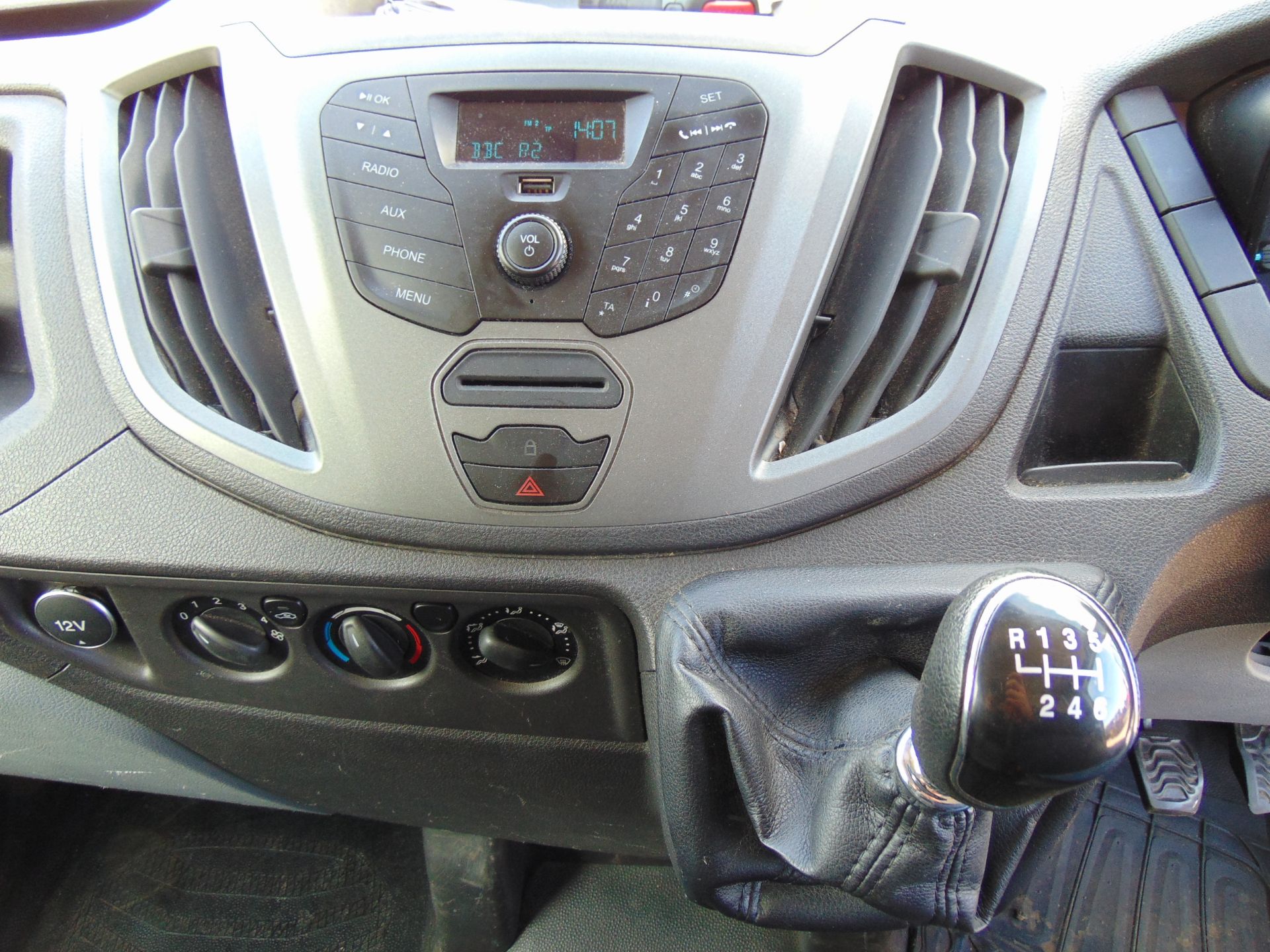 2014 Ford Transit 330 Panel Van - Image 14 of 17