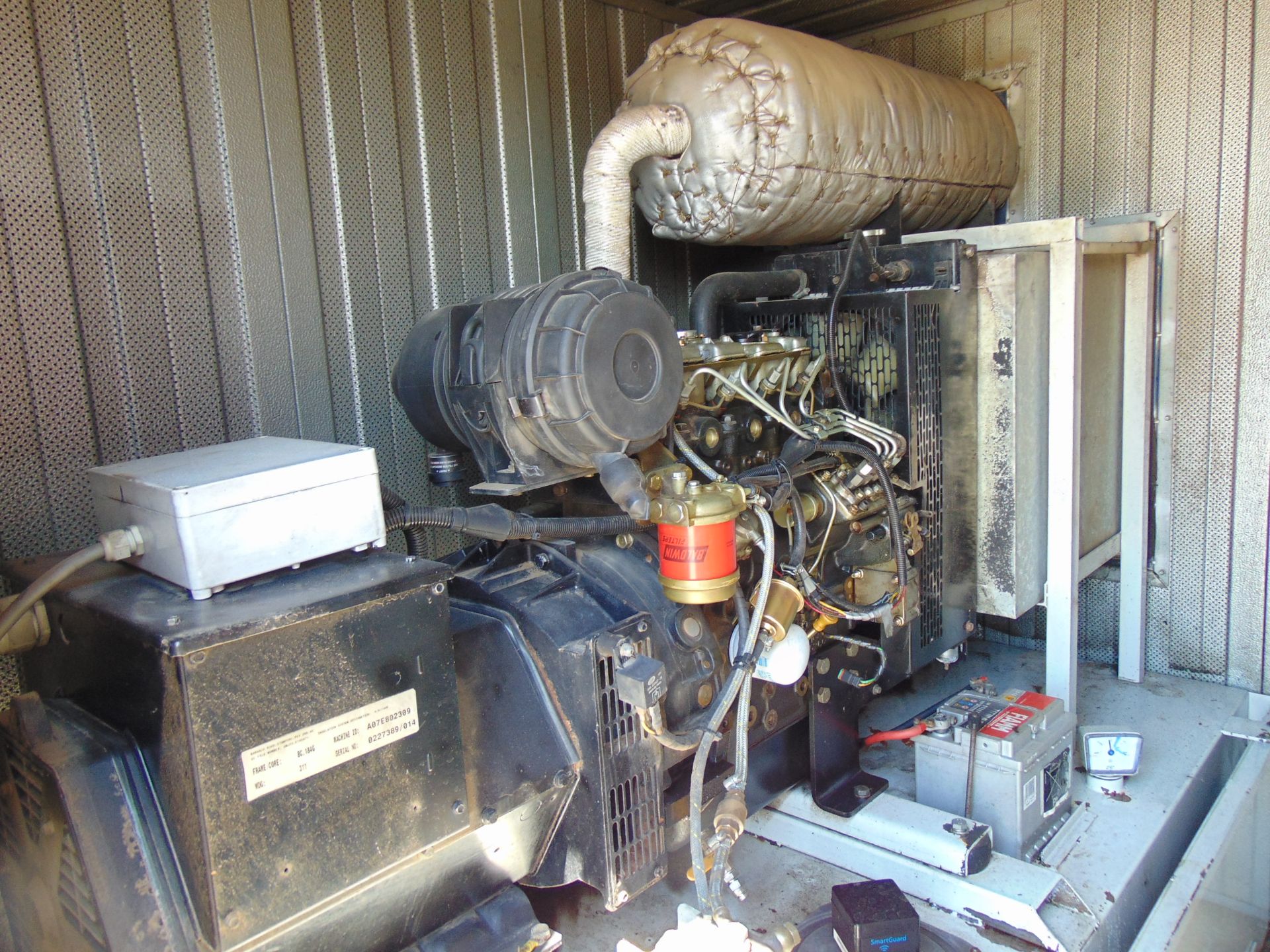 20KVA 230V 50Hz Single Phase Containerised Perkins Diesel Generator - Image 2 of 16