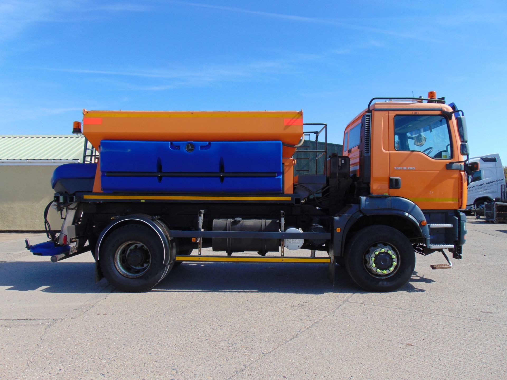 2008 MAN TGM 18.280 18T 4wd Gritter Lorry C/W Schmidt Gritter Body - Image 5 of 26