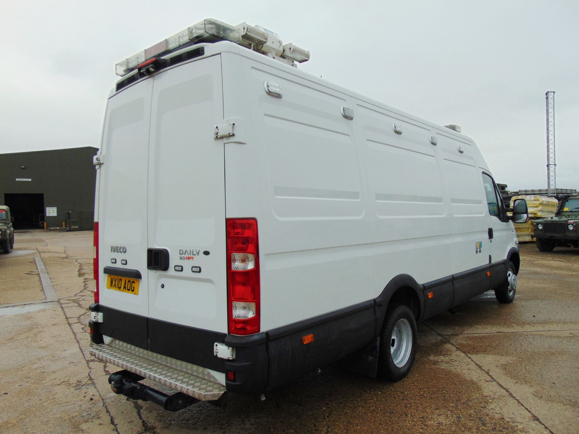 2010 Iveco Daily 50C18 3.0 HPT Long Wheel Base High roof panel van ONLY 12,247 Miles!! - Image 6 of 43