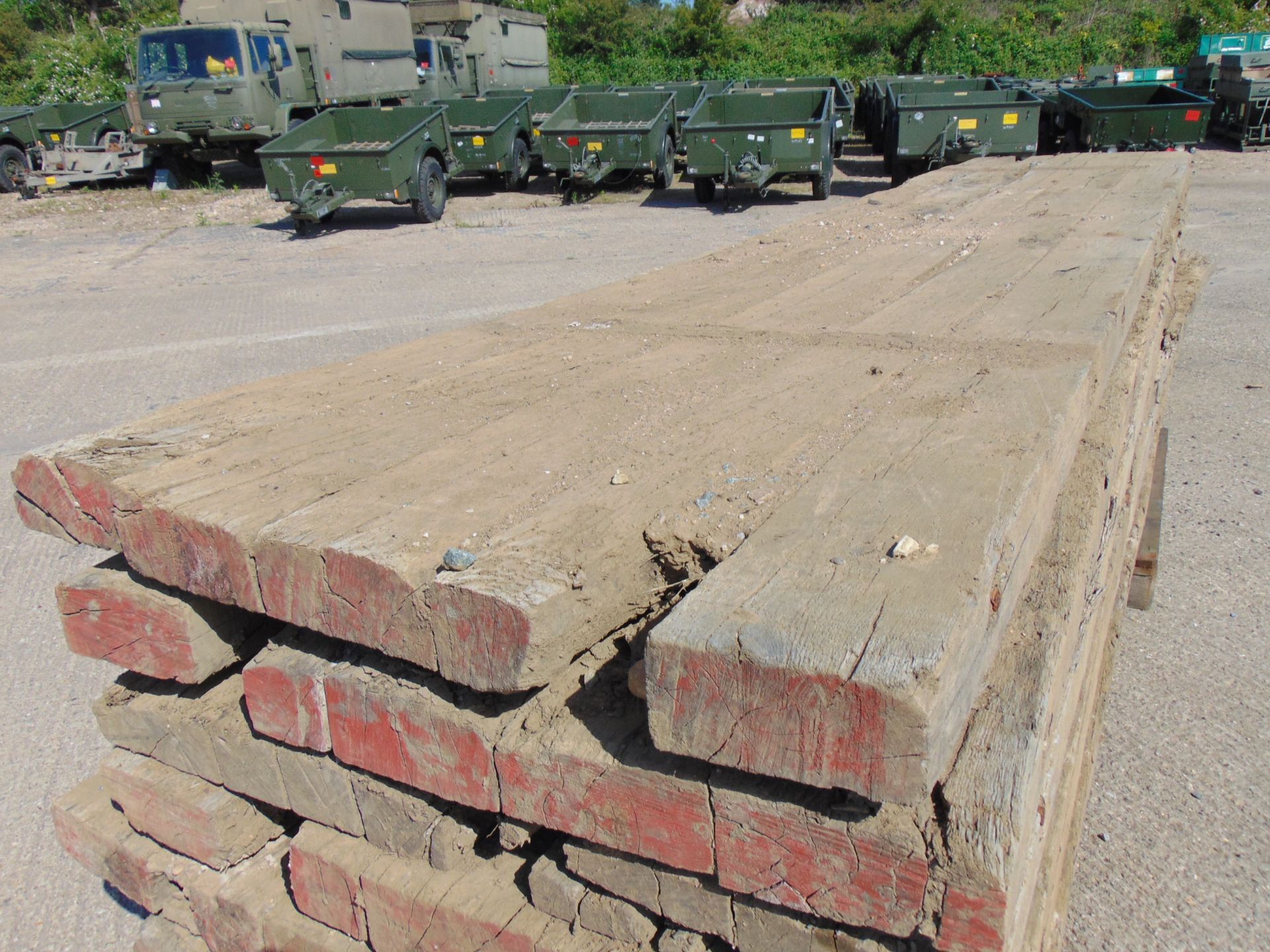 8 x 5m Hardwood Bog Mats for Excavators / Diggers etc - Image 6 of 7