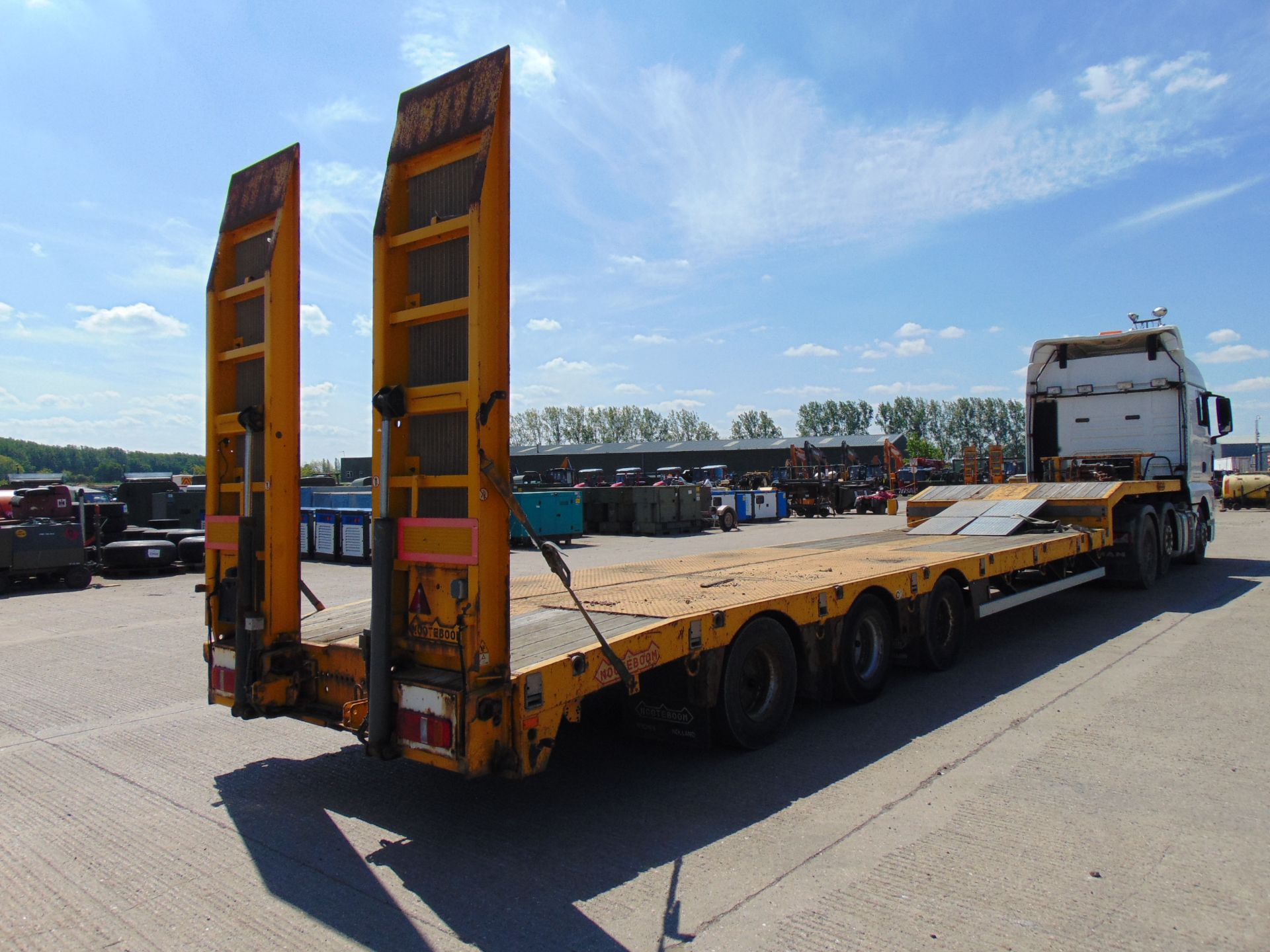 2010 Nooteboom OSDS 48-03 Tri Axle Low Loader Trailer - Image 3 of 21