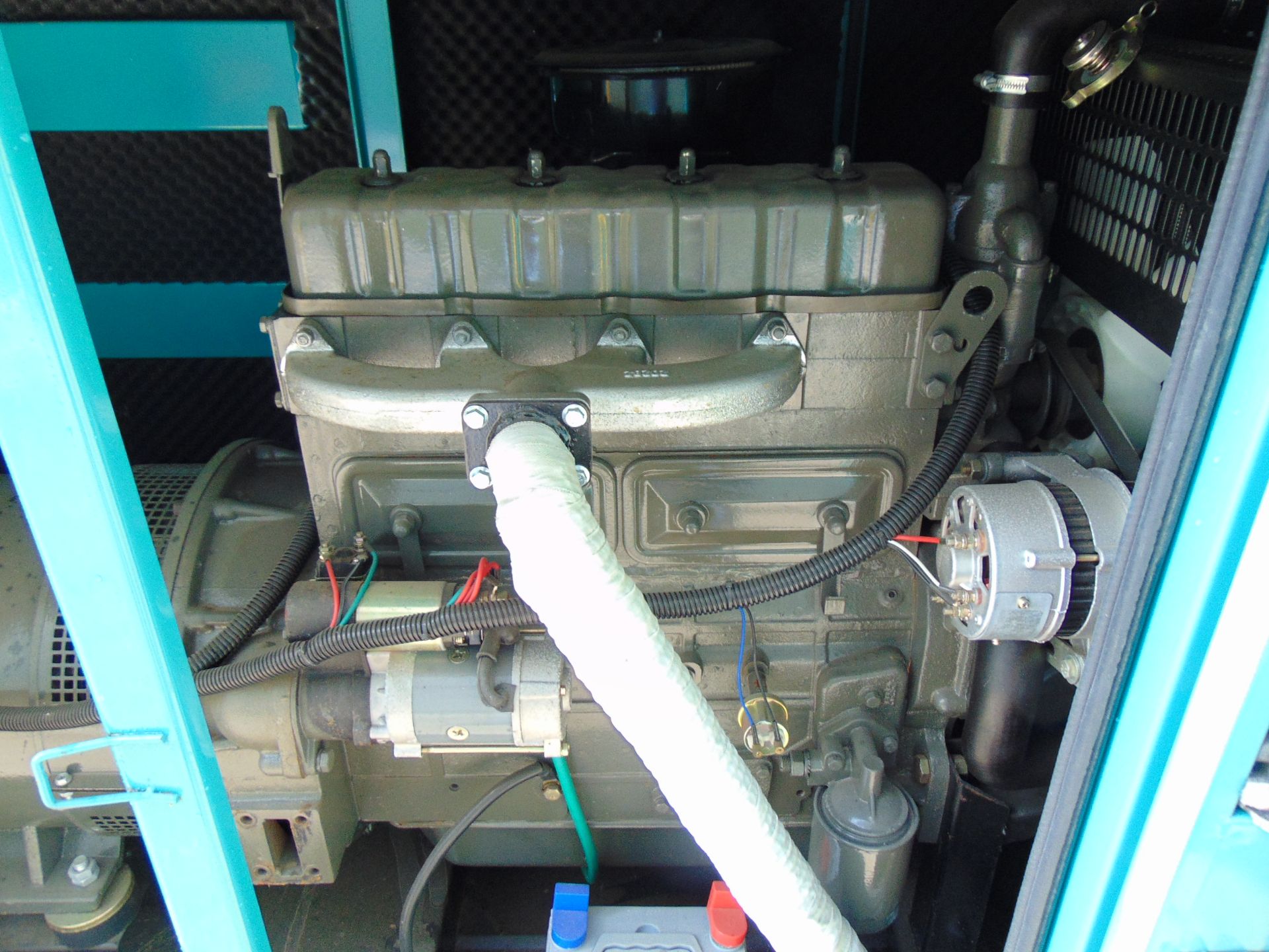 UNISSUED WITH TEST HOURS ONLY 100 KVA 3 Phase Diesel Generator Set - Image 14 of 20