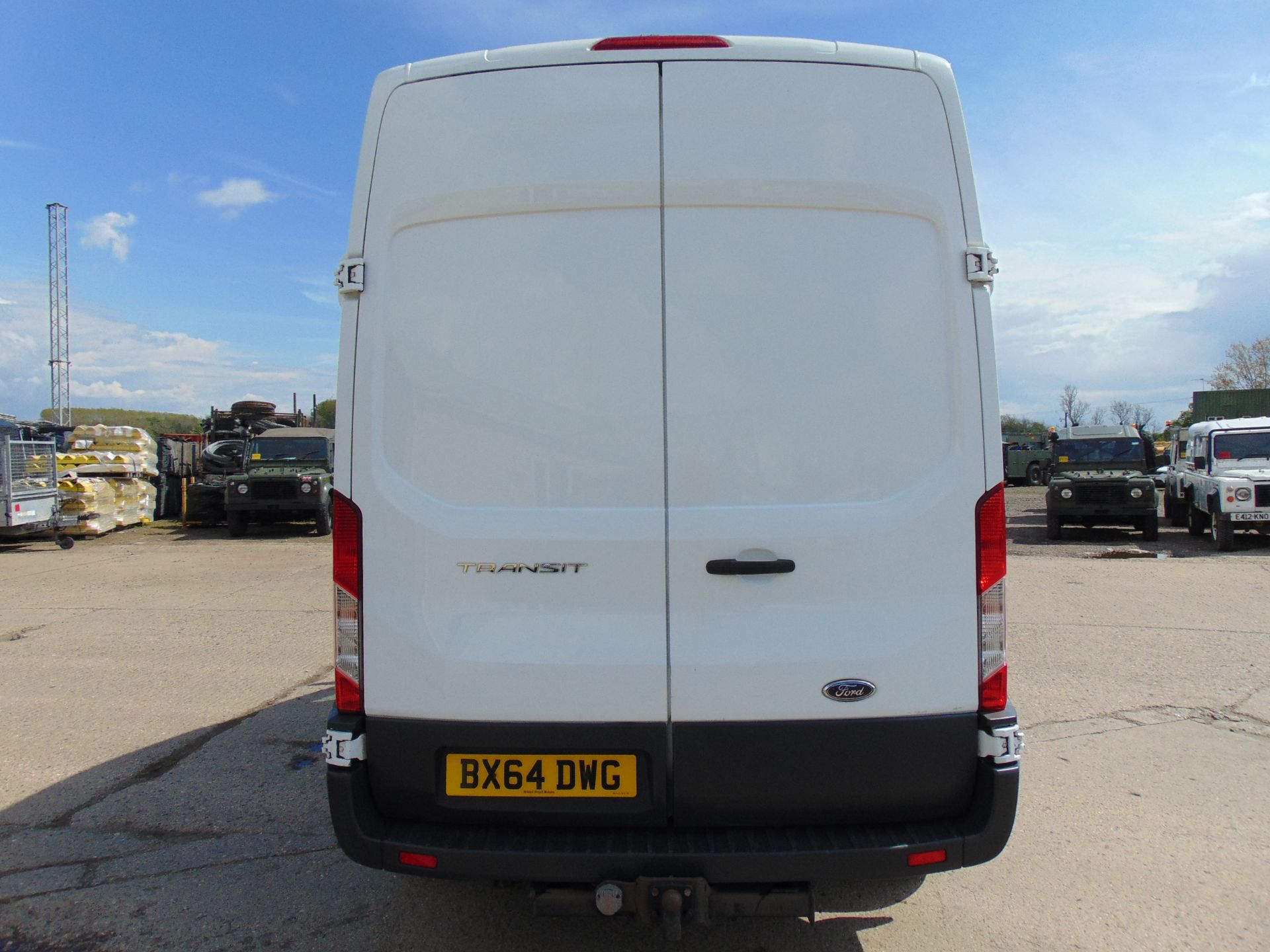 2014 Ford Transit 330 Panel Van - Image 7 of 17