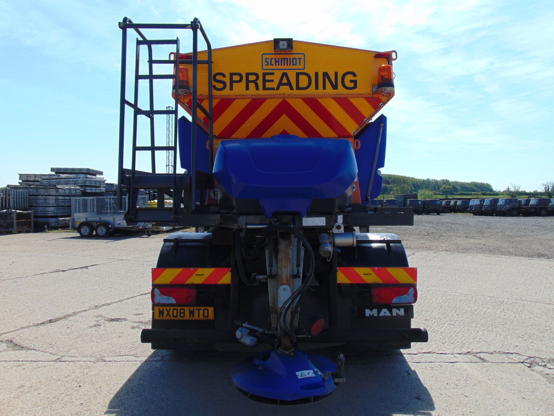 2008 MAN TGM 18.280 18T 4wd Gritter Lorry C/W Schmidt Gritter Body - Image 7 of 26