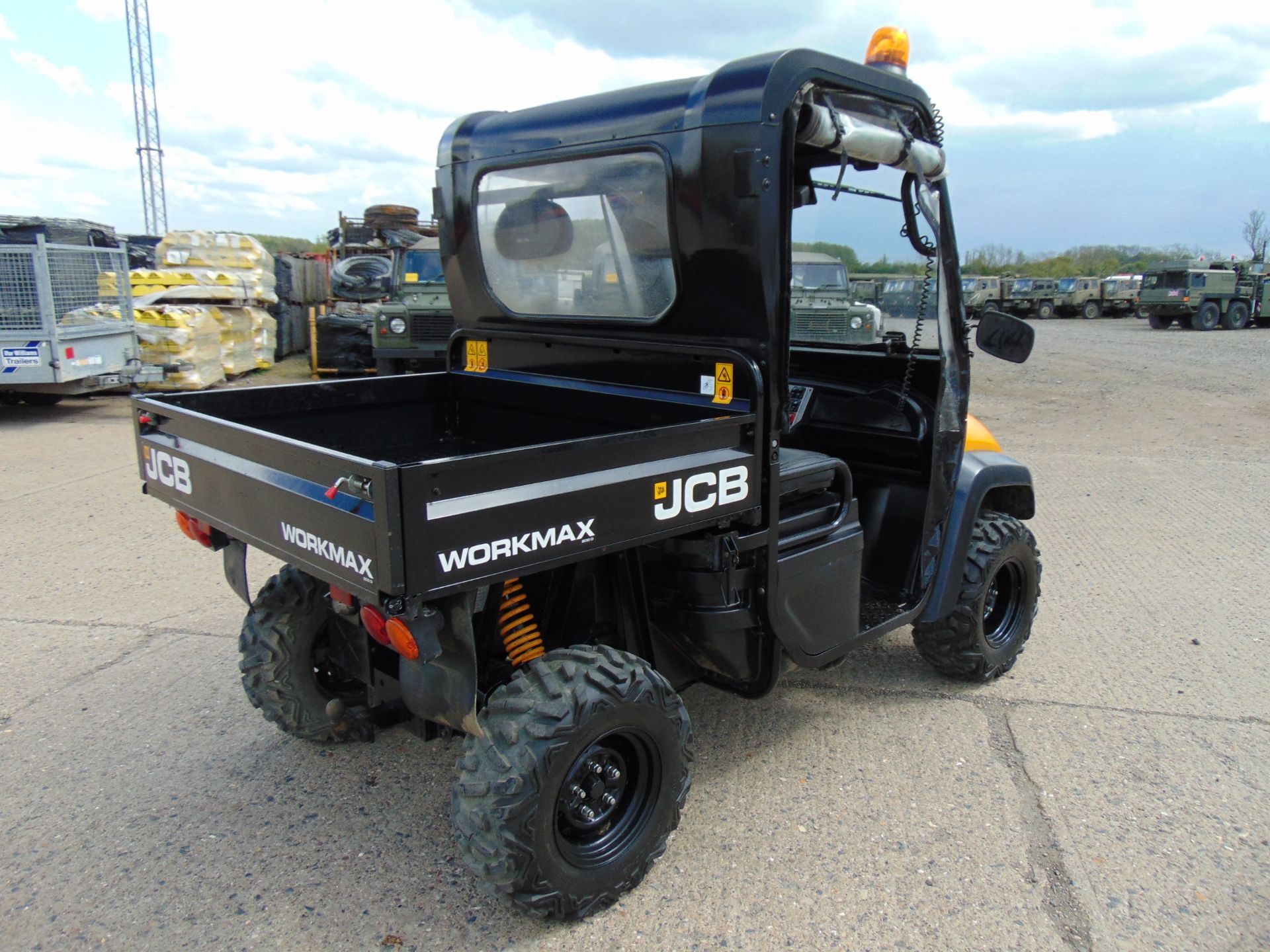 JCB Workmax 800D 4WD Diesel Utility Vehicle UTV ONLY 58 Hours!! - Image 6 of 21