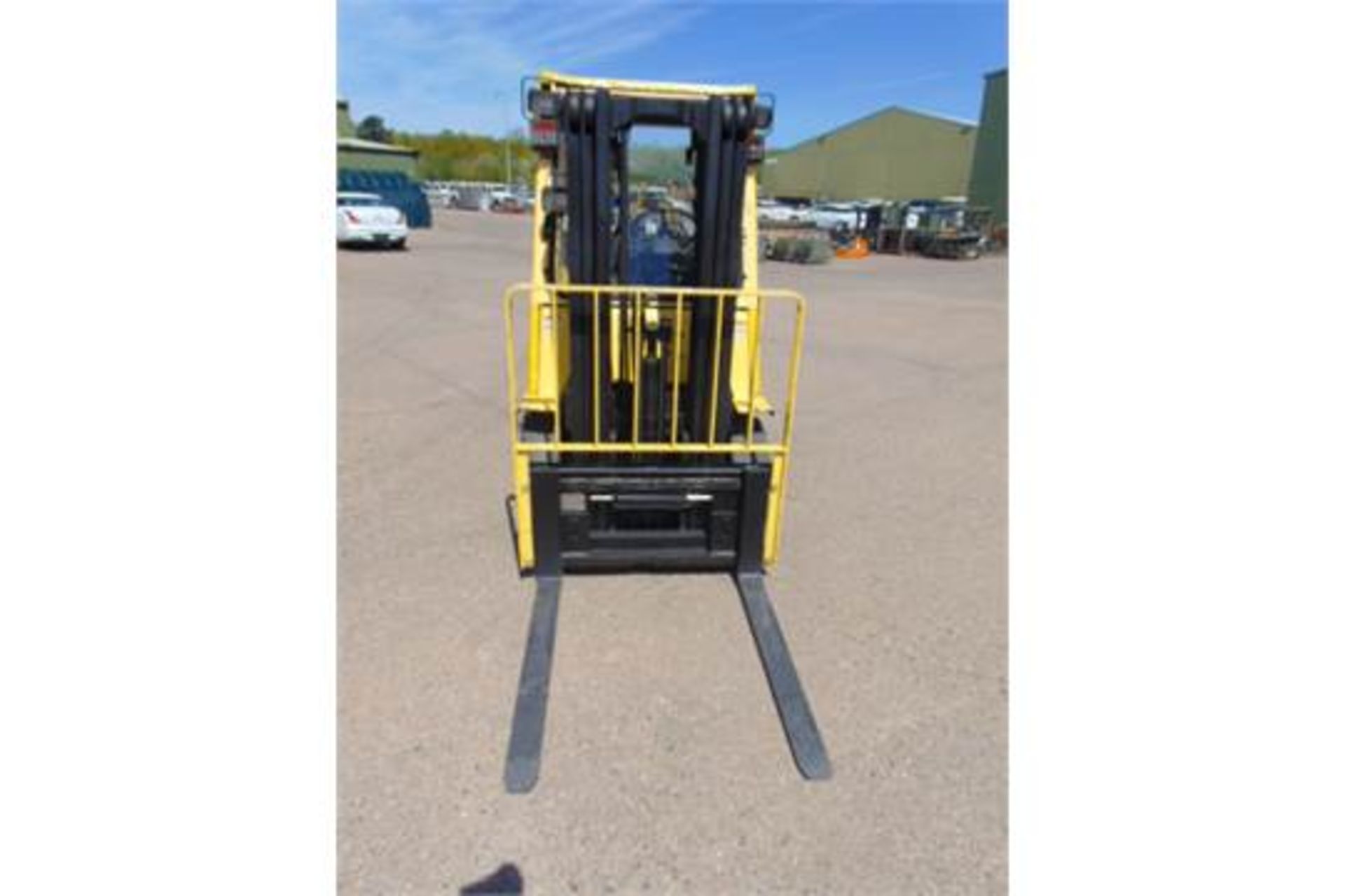 Hyster 2.50 Diesel Forklift ONLY 763.4 hours!! - Image 2 of 28