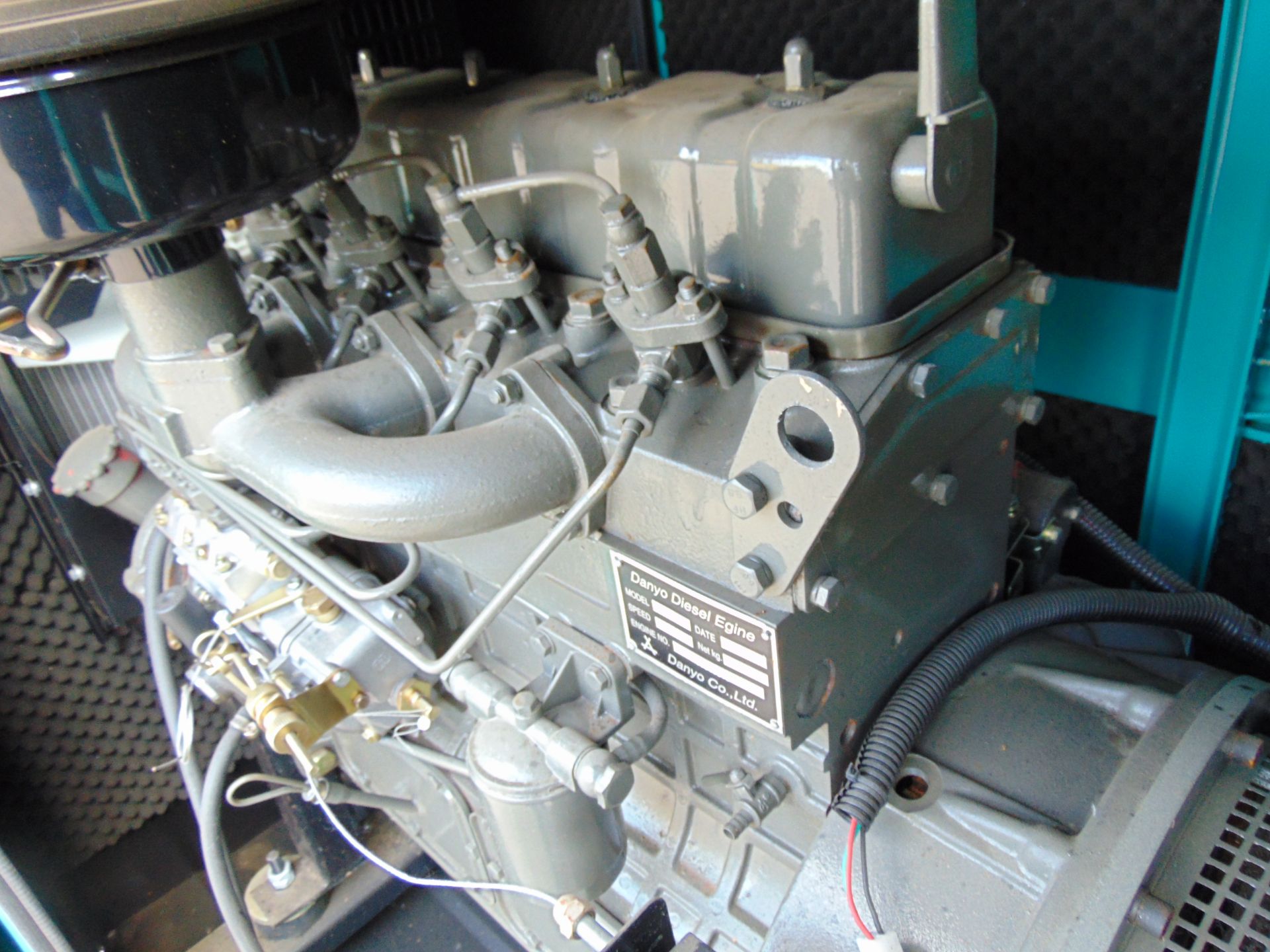 UNISSUED WITH TEST HOURS ONLY 100 KVA 3 Phase Diesel Generator Set - Image 11 of 20