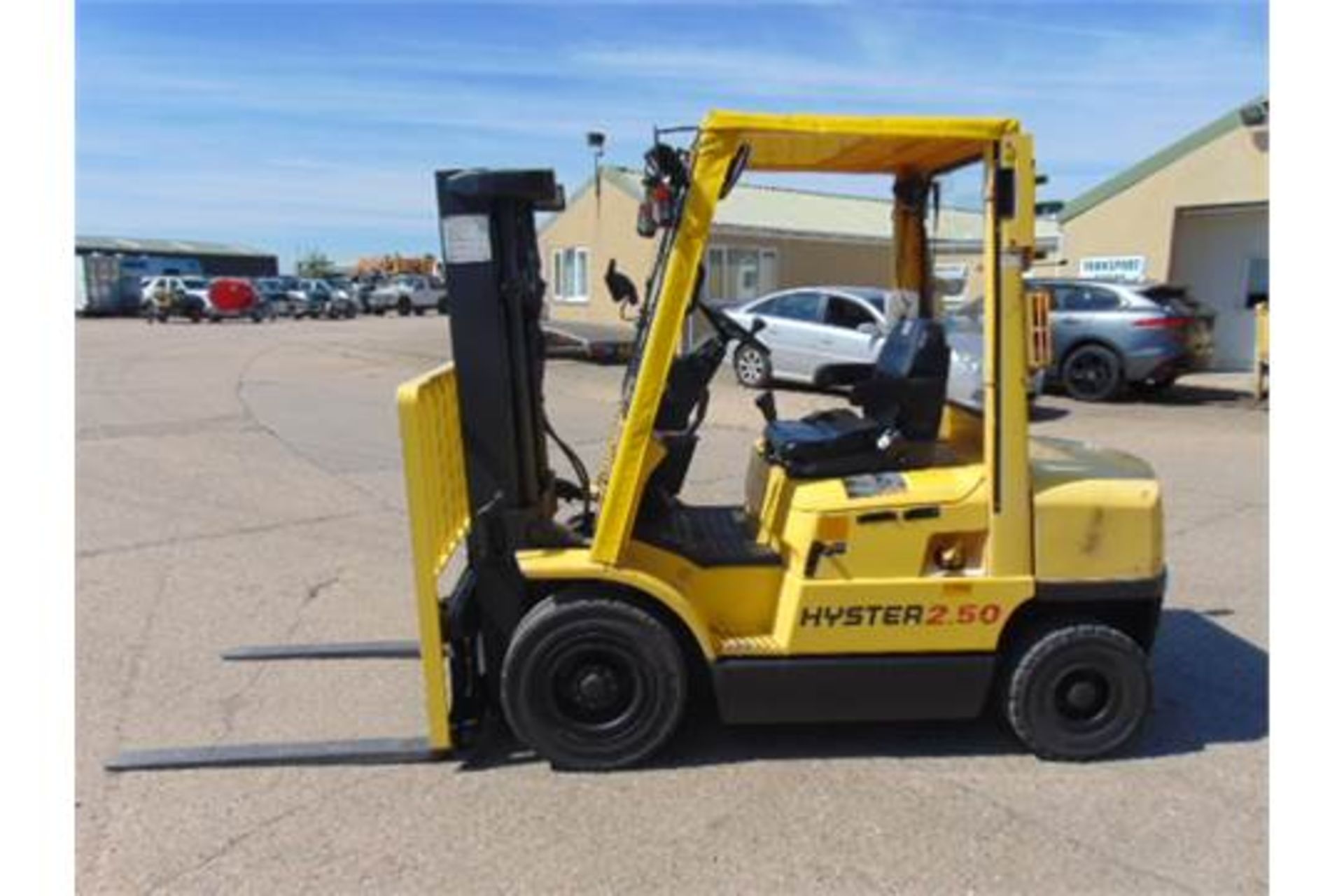 Hyster 2.50 Diesel Forklift ONLY 763.4 hours!! - Image 4 of 28