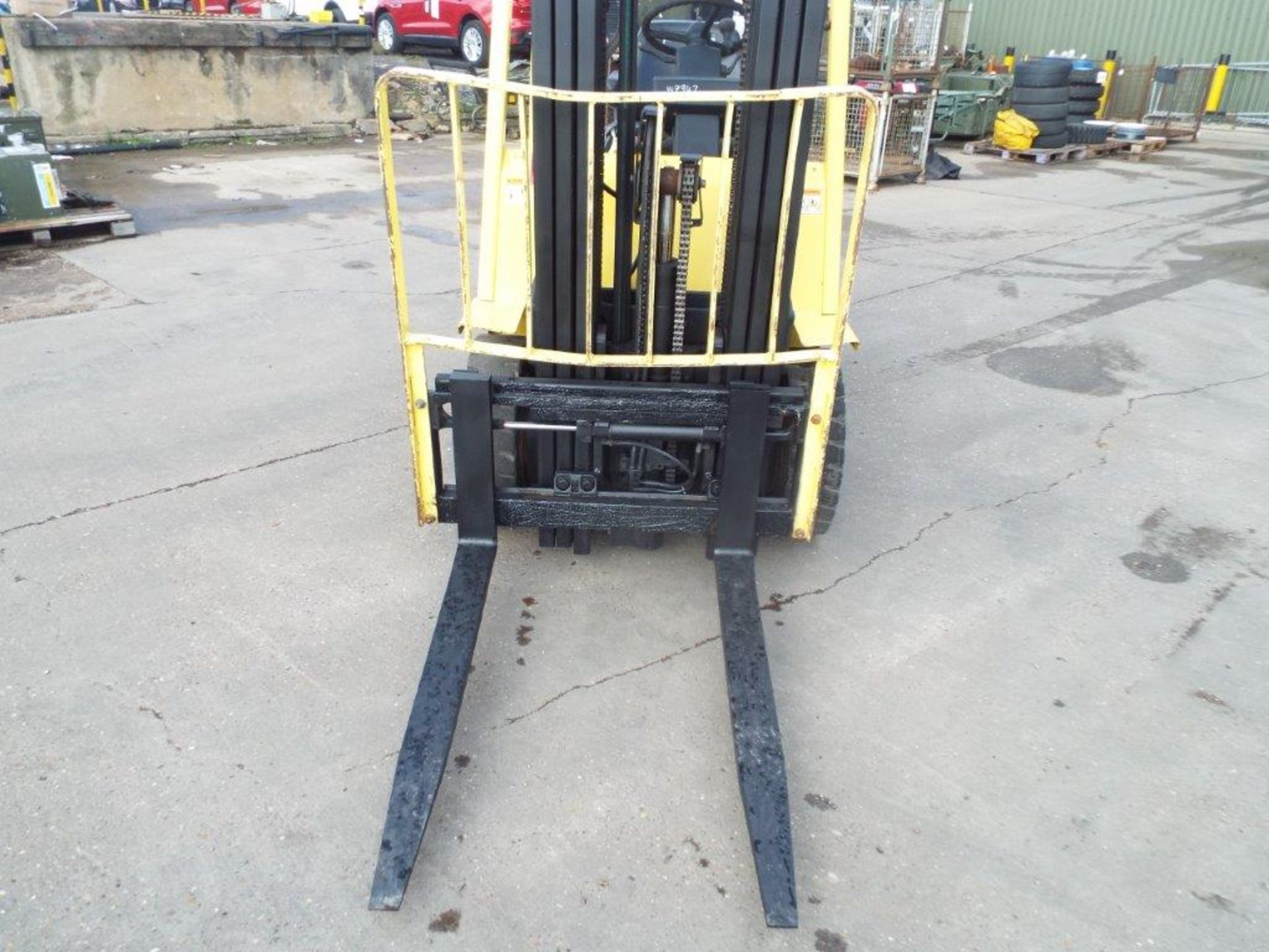 Container Spec Hyster H2.50XM Counter Balance Diesel Forklift C/W Side Shift & Full 3 Lift Mast - Image 14 of 26